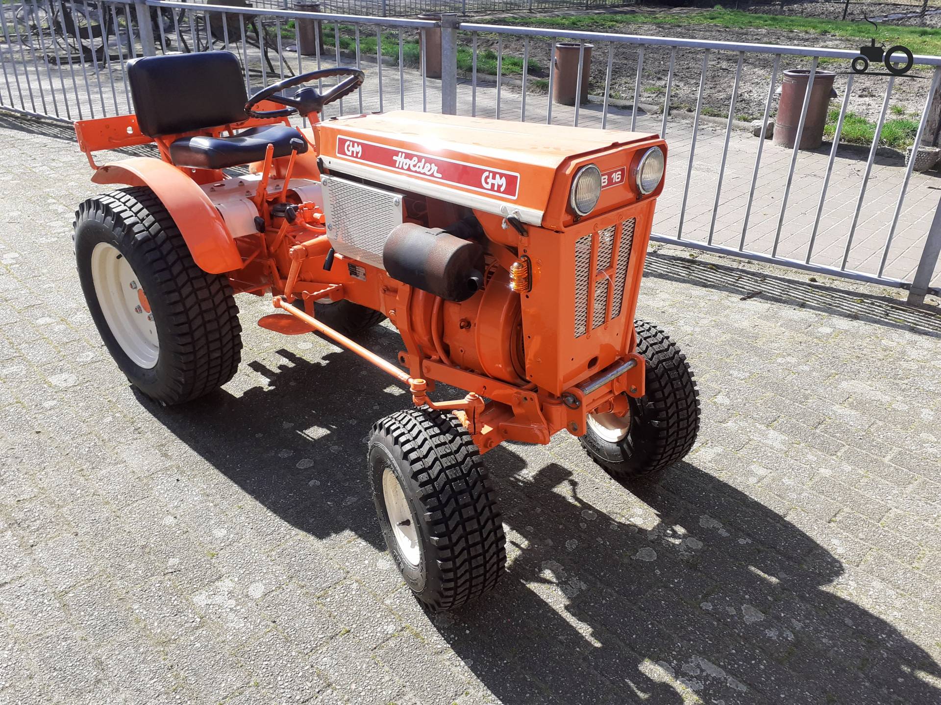 Foto Holder B 16 1408412