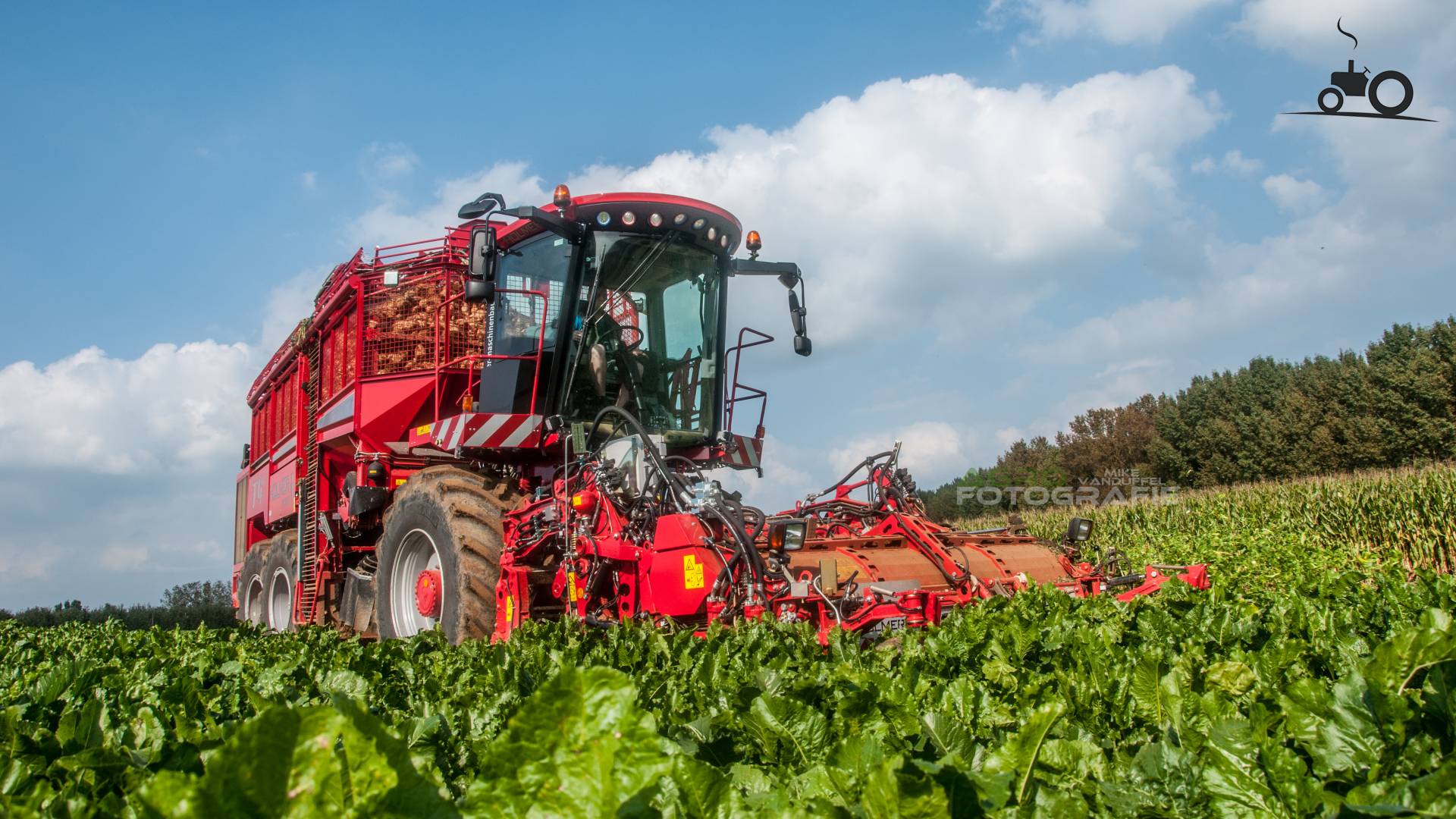 Комбайн holmer terra. Г холмер какую страну представлял. Свеклоуборочный комбайн holmer terra dos т4-40. Запчасти холмер гримме. Трактор holmer terra variant.
