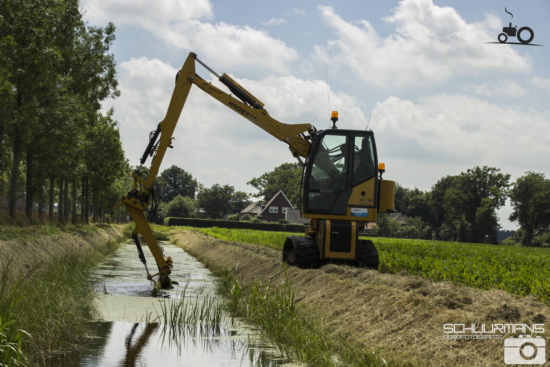 Hooby LC 90 Megatronic VII fanclub - Specs, Photos, Videos, Reviews & Forum