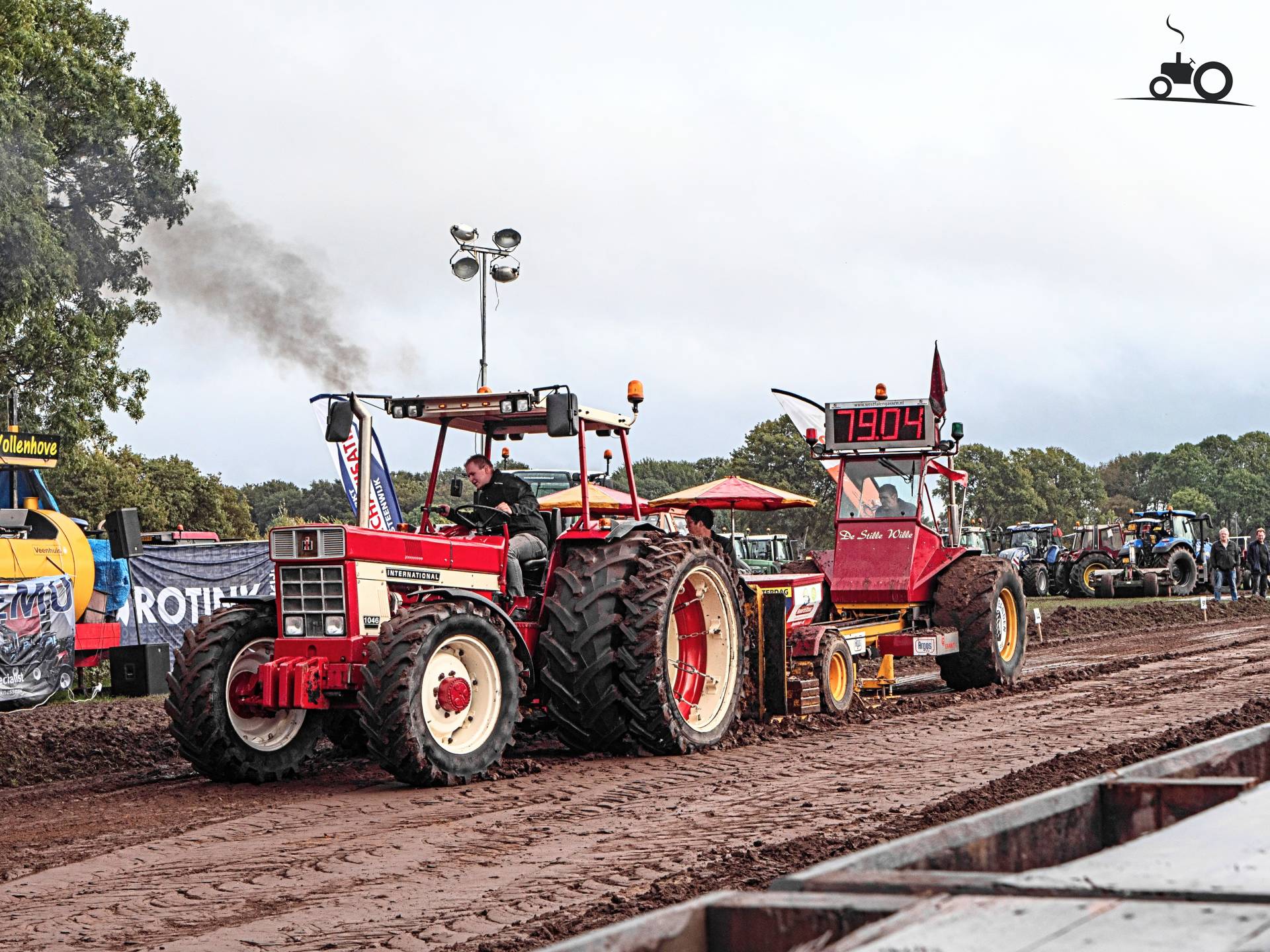 Foto International 1046 #1494916