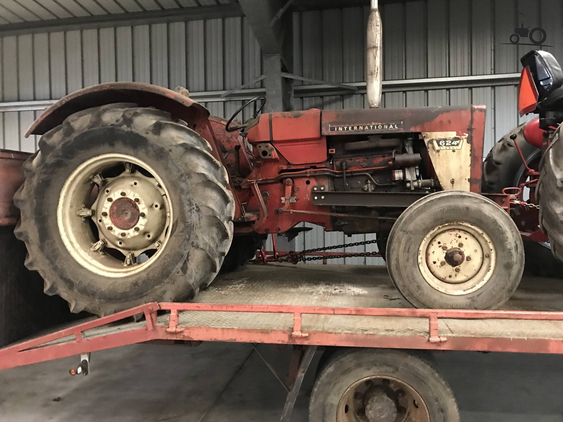 International 624