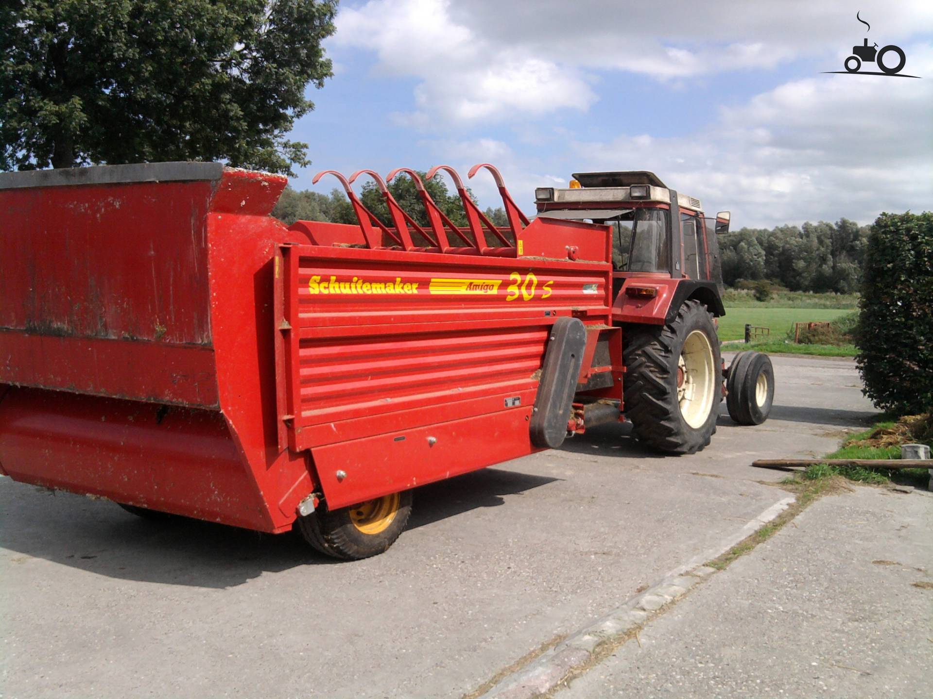 Foto International 845 XL