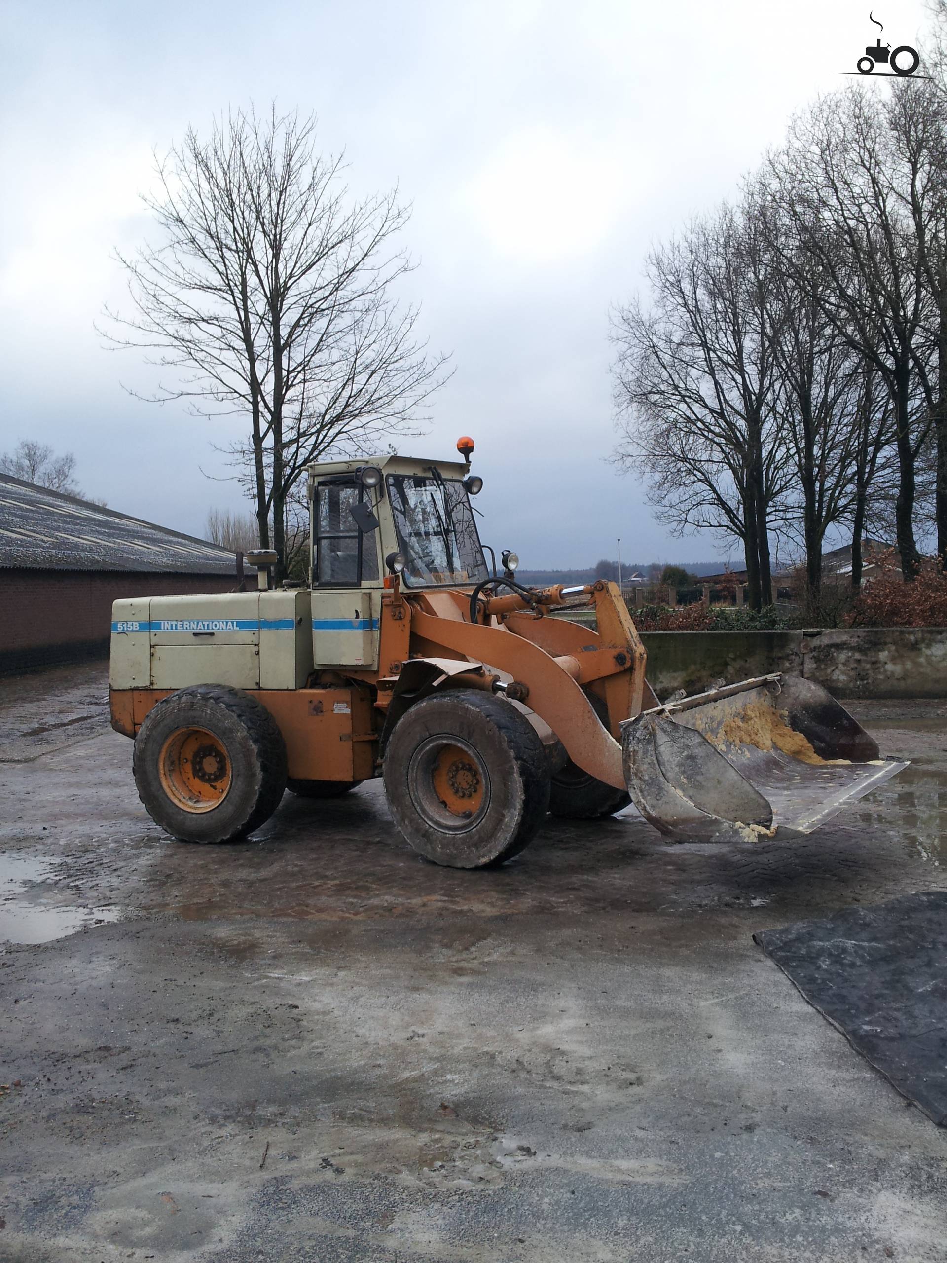International Payloader 515B