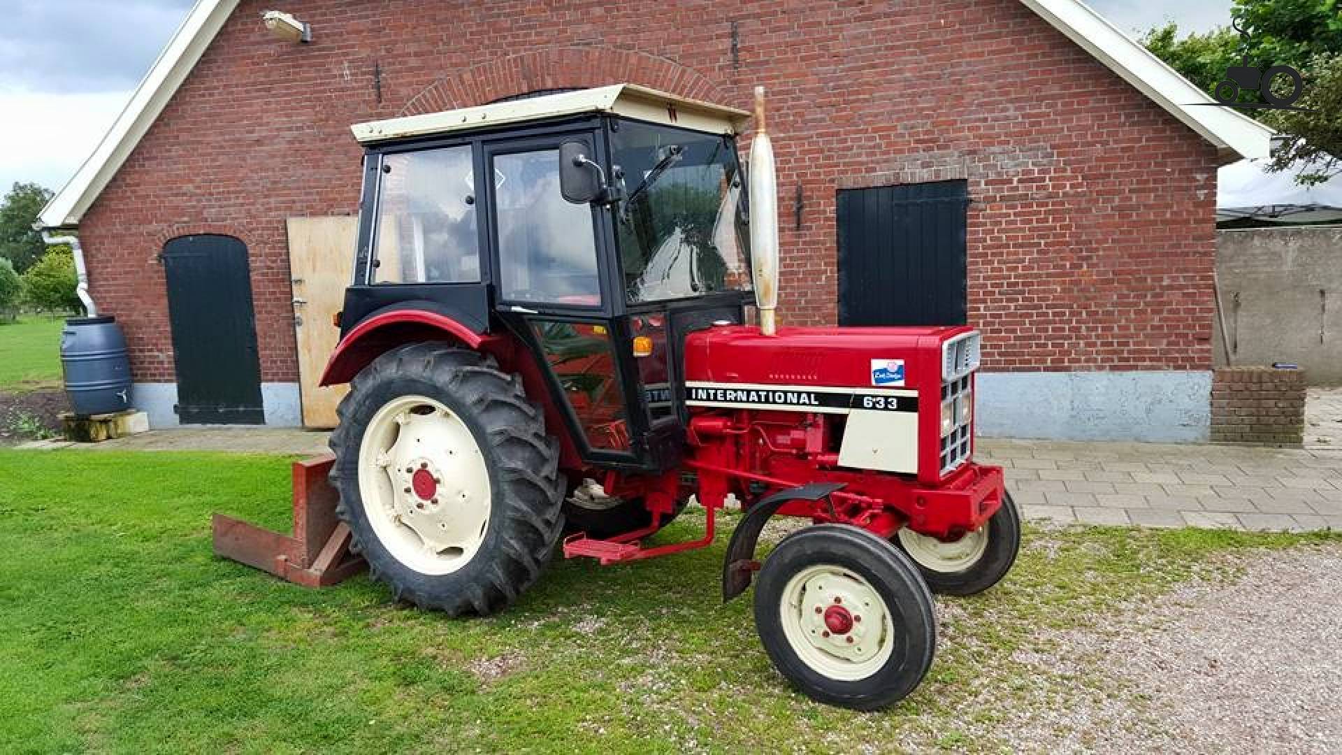 International 633
