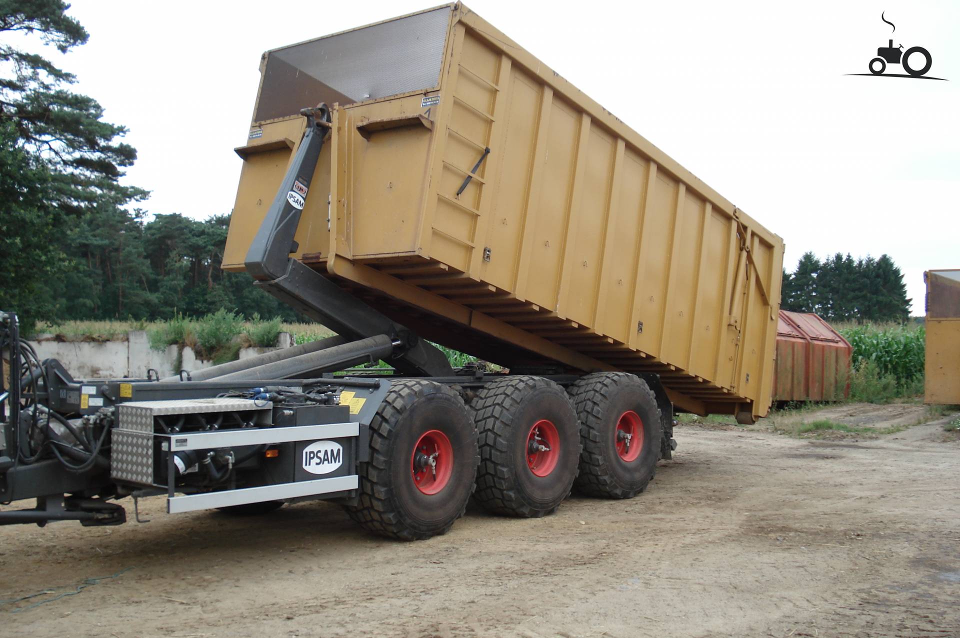 ipsam carrier Fanclub - Technische Daten, Fotos, Bewertungen & Forum