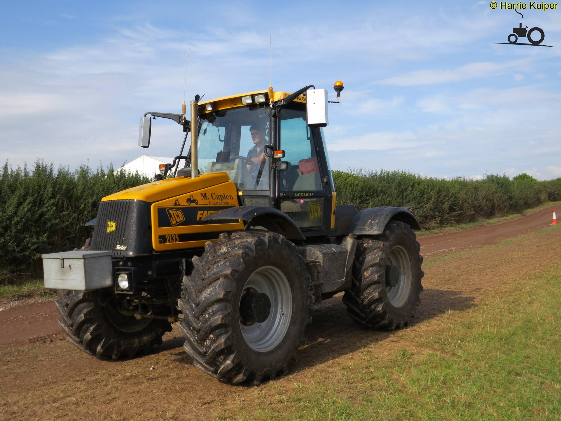 JCB Fastrac 2135 Fanclub - Technische Daten, Fotos, Bewertungen & Forum