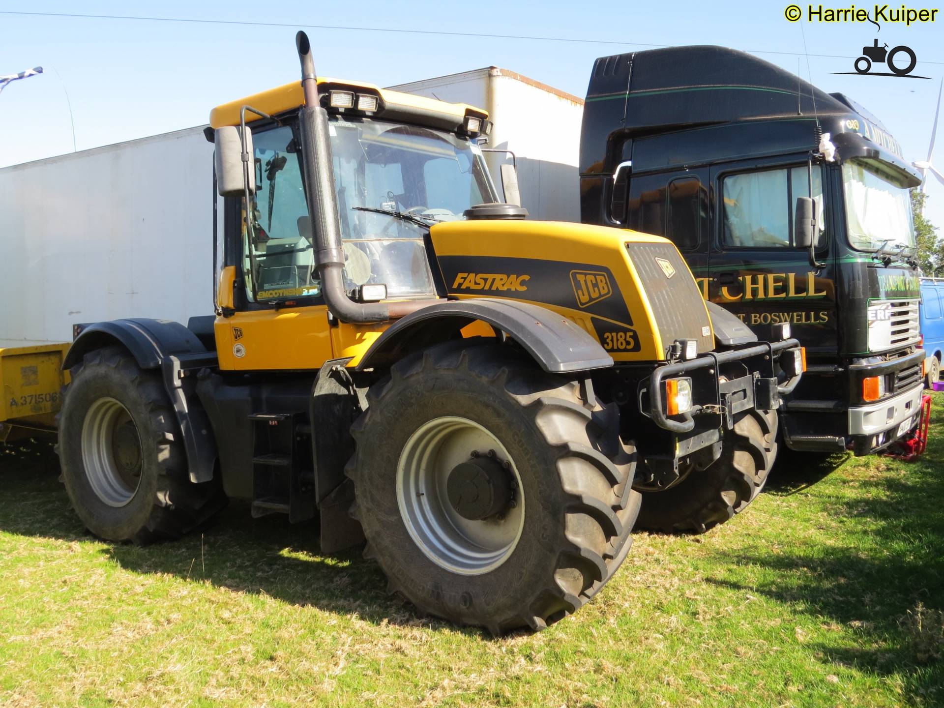 JCB Fastrac 3185 - Latest Updates, Photos & Videos - Page 1