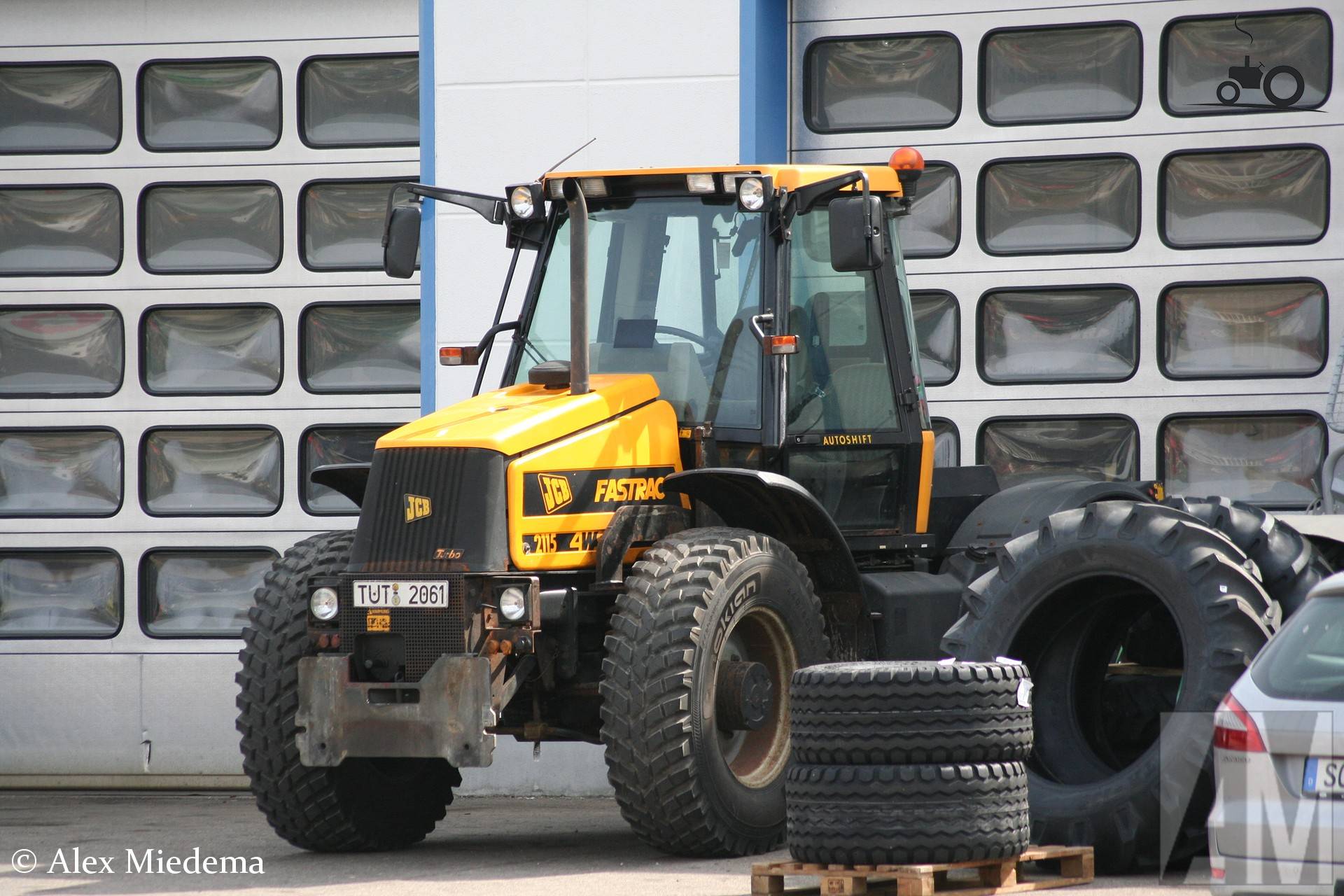 JCB Fastrac 2115 Fanclub - Specificaties, Foto's, Reviews & Forum