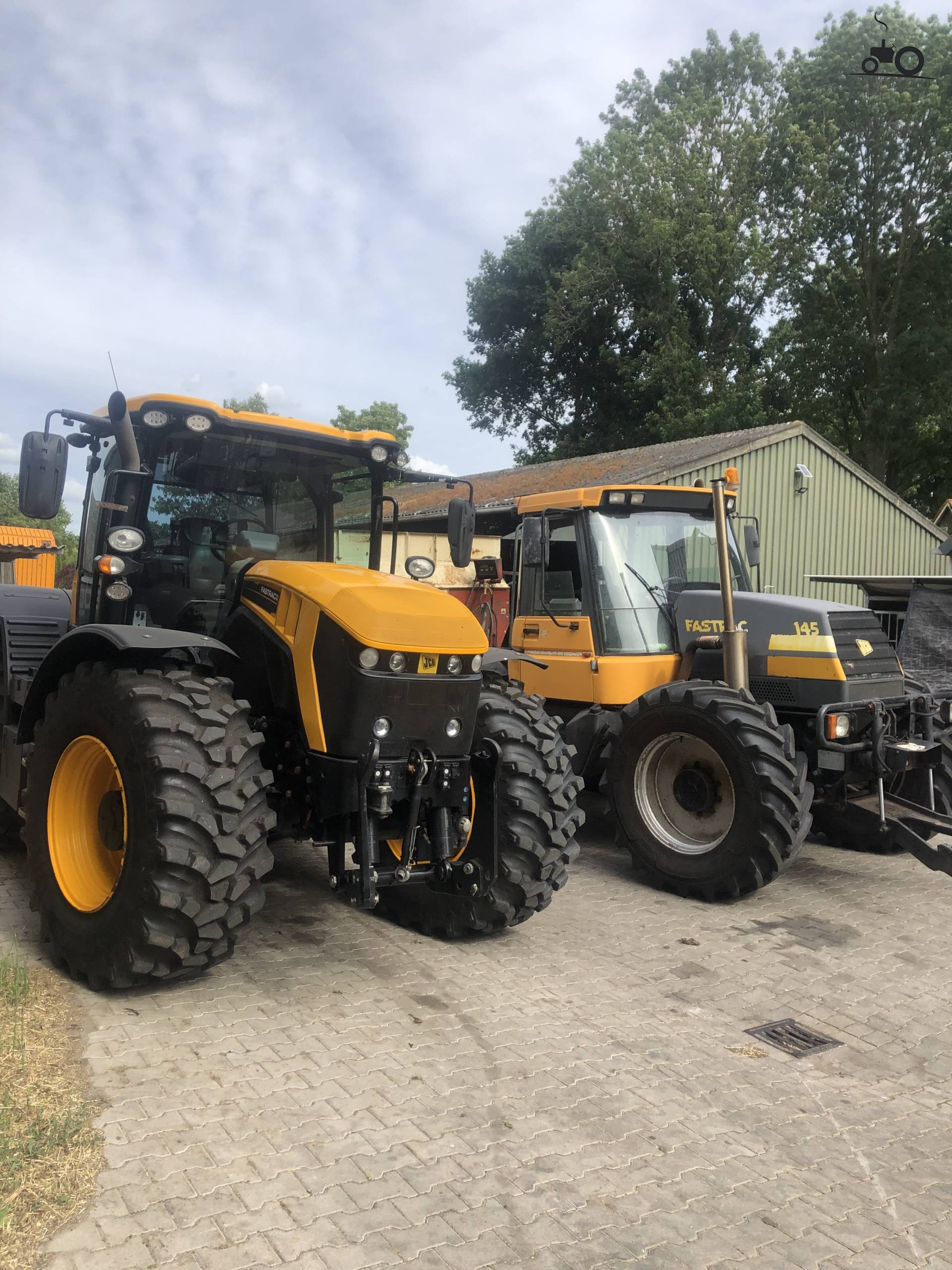 JCB Fastrac Fanclub - Technische Daten, Fotos, Bewertungen & Forum