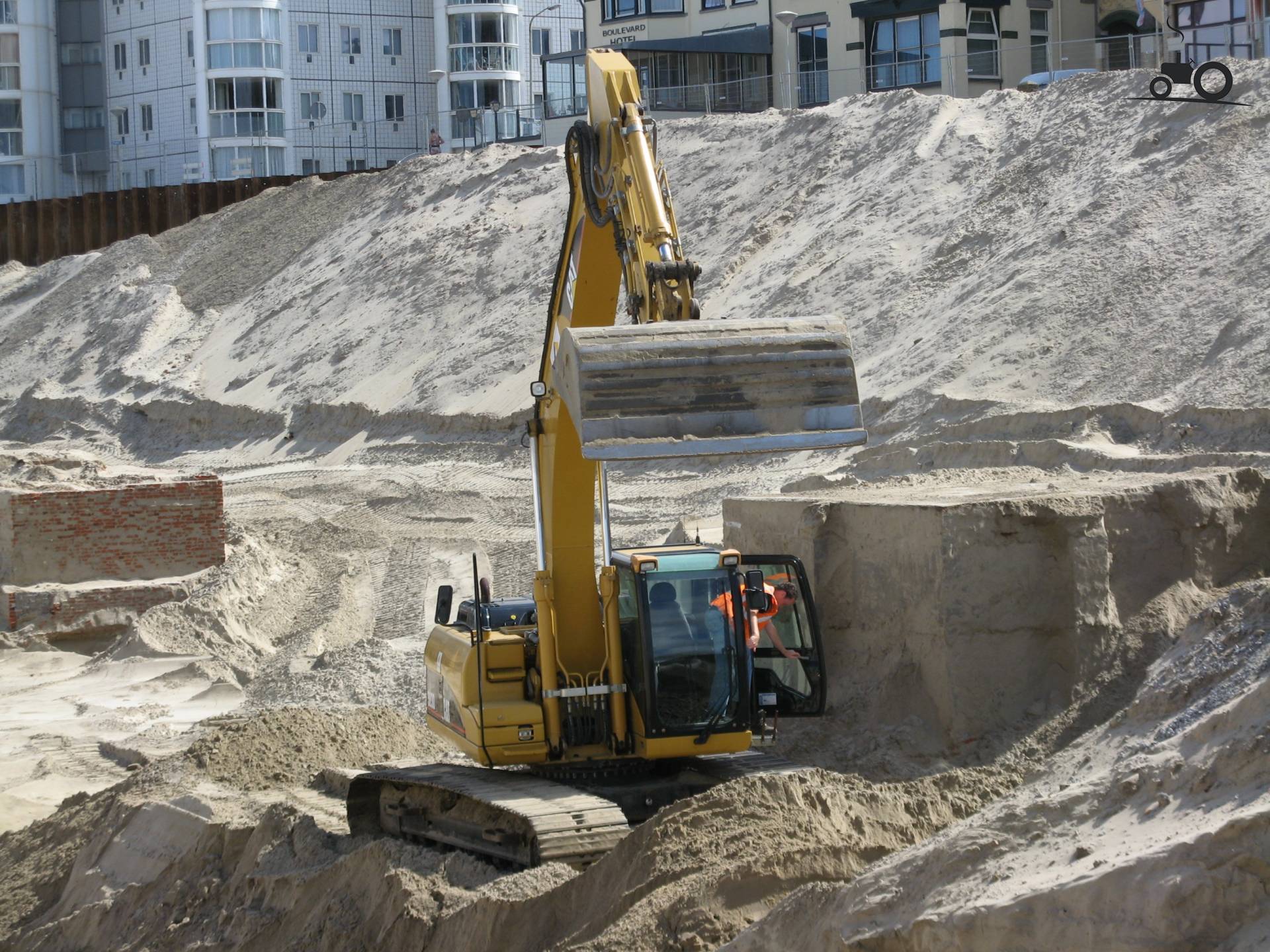 Cat 323C Technische Daten - Vollstaendige Spezifikationen