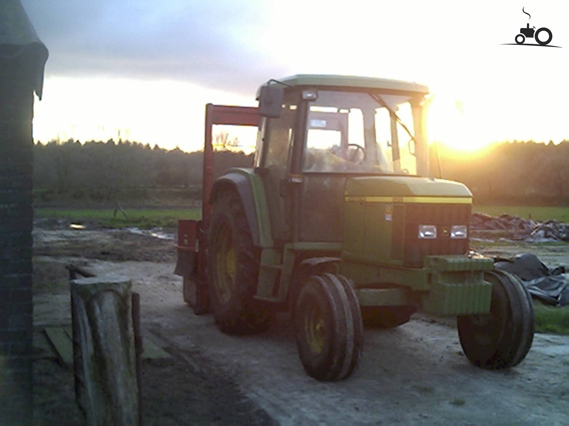 Foto John Deere 6010 Serie 111987 9634