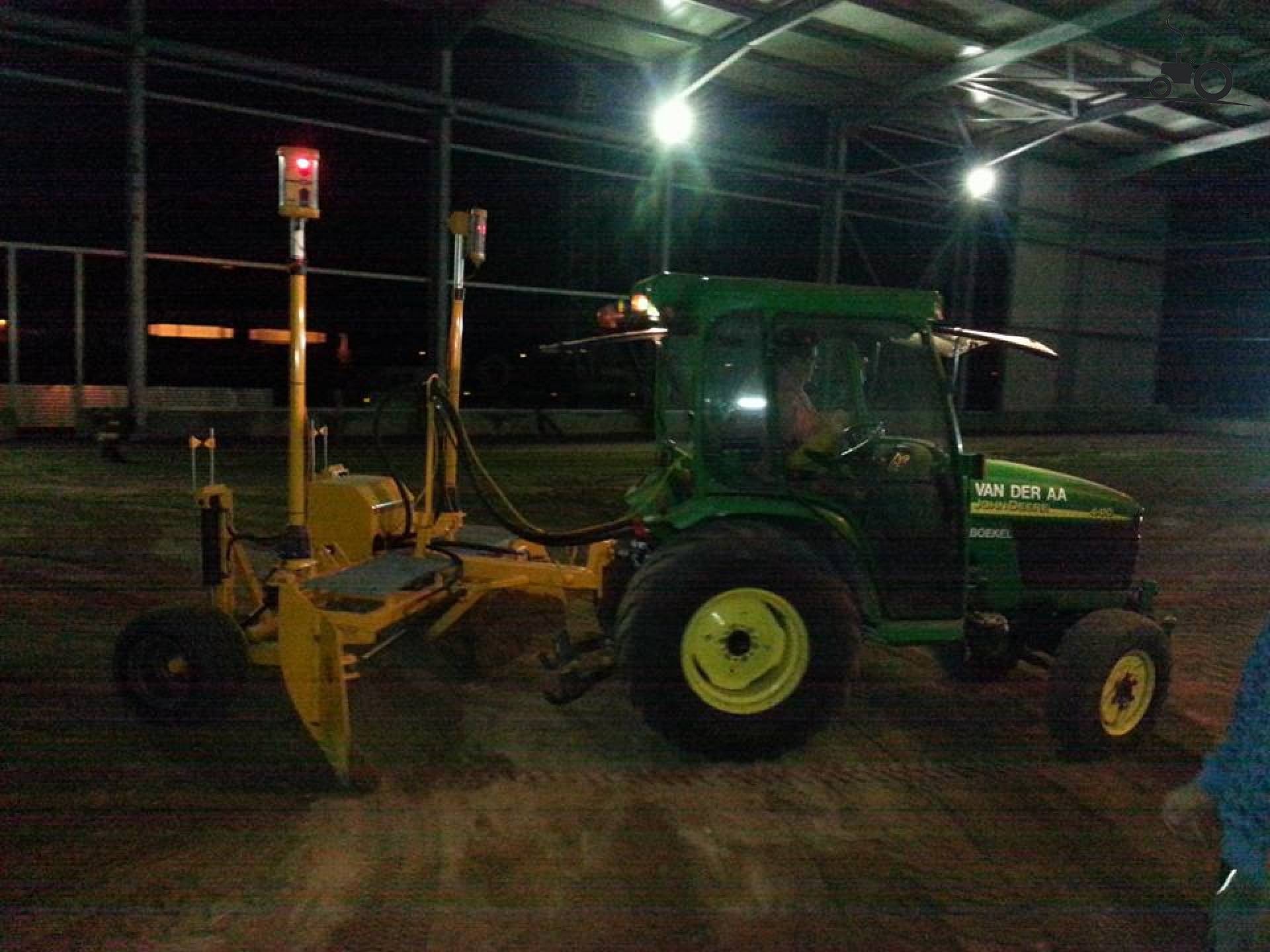 John Deere 4410