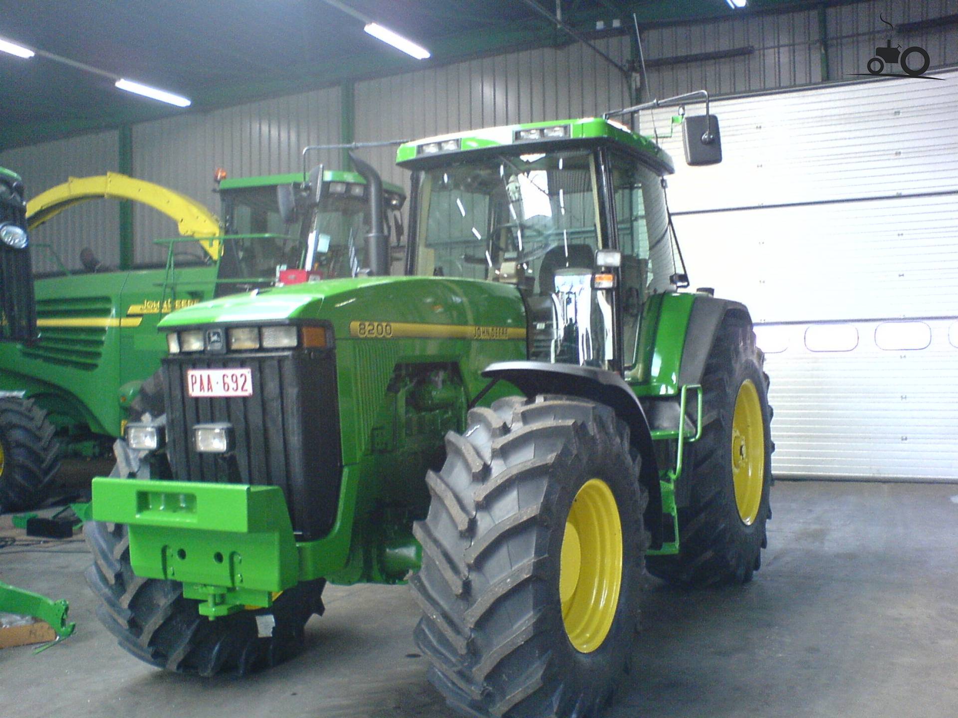 John Deere 8200 - Italia - Trattore immagine #113132