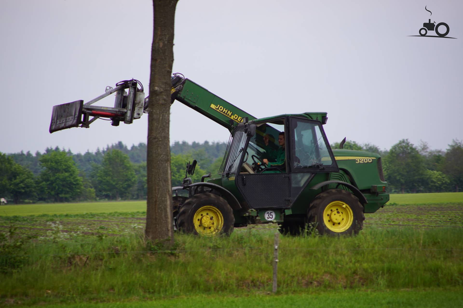 John Deere 3200 Fan Club - Specs, Photos, Reviews & Forum