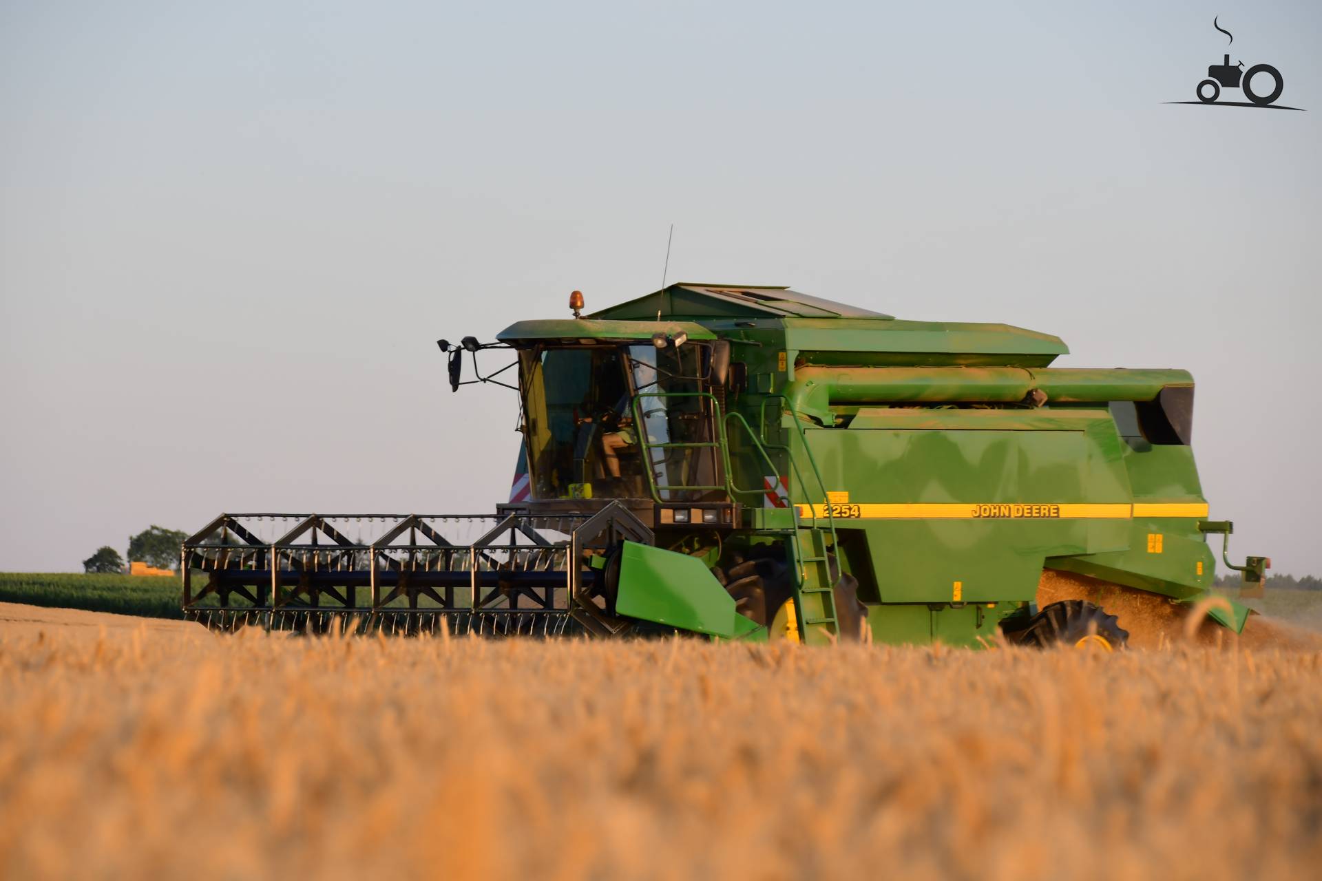 John Deere 2254 Fan Club - Specs, Photos, Reviews & Forum