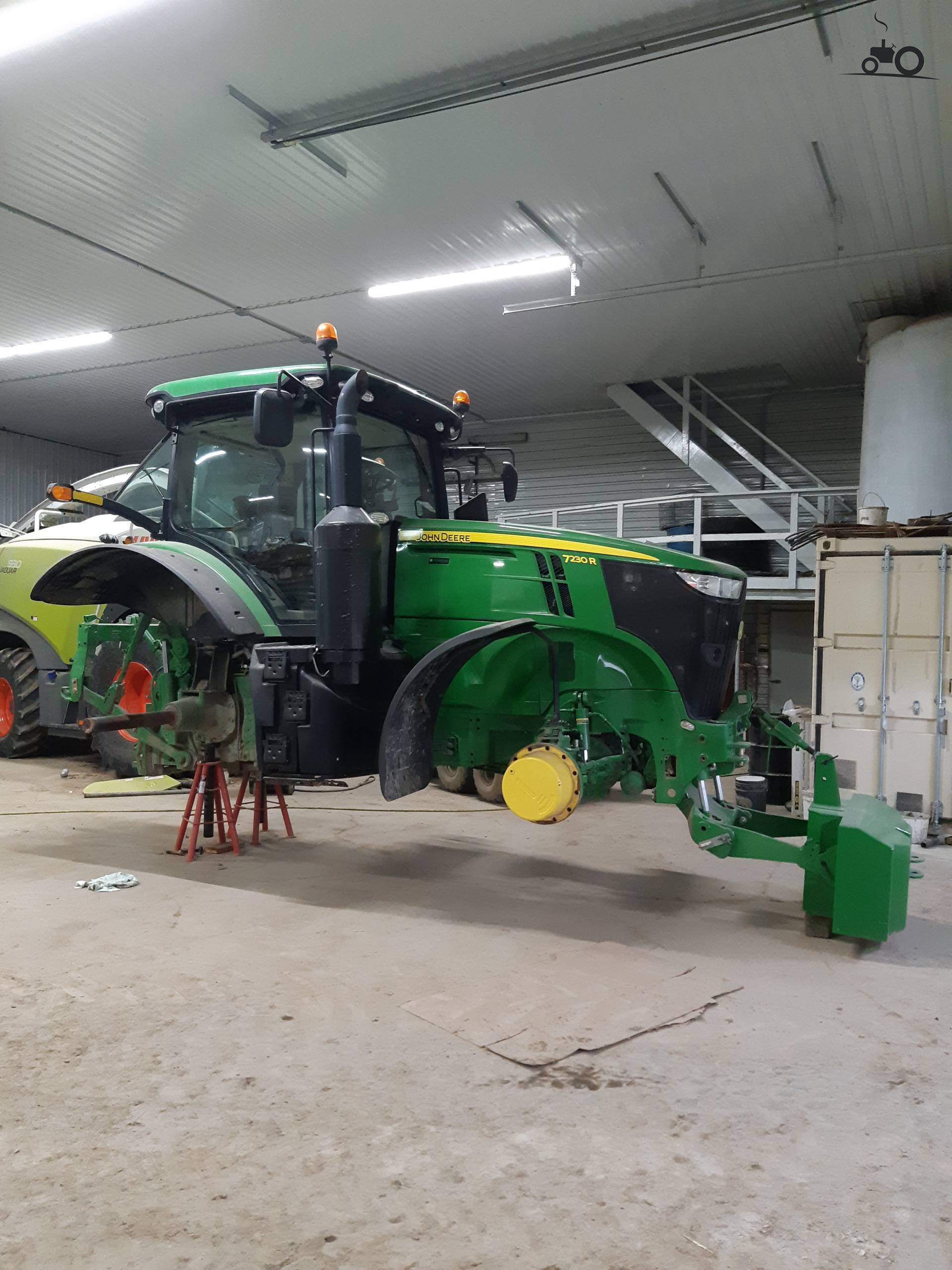 Foto John Deere 7230R #1341255