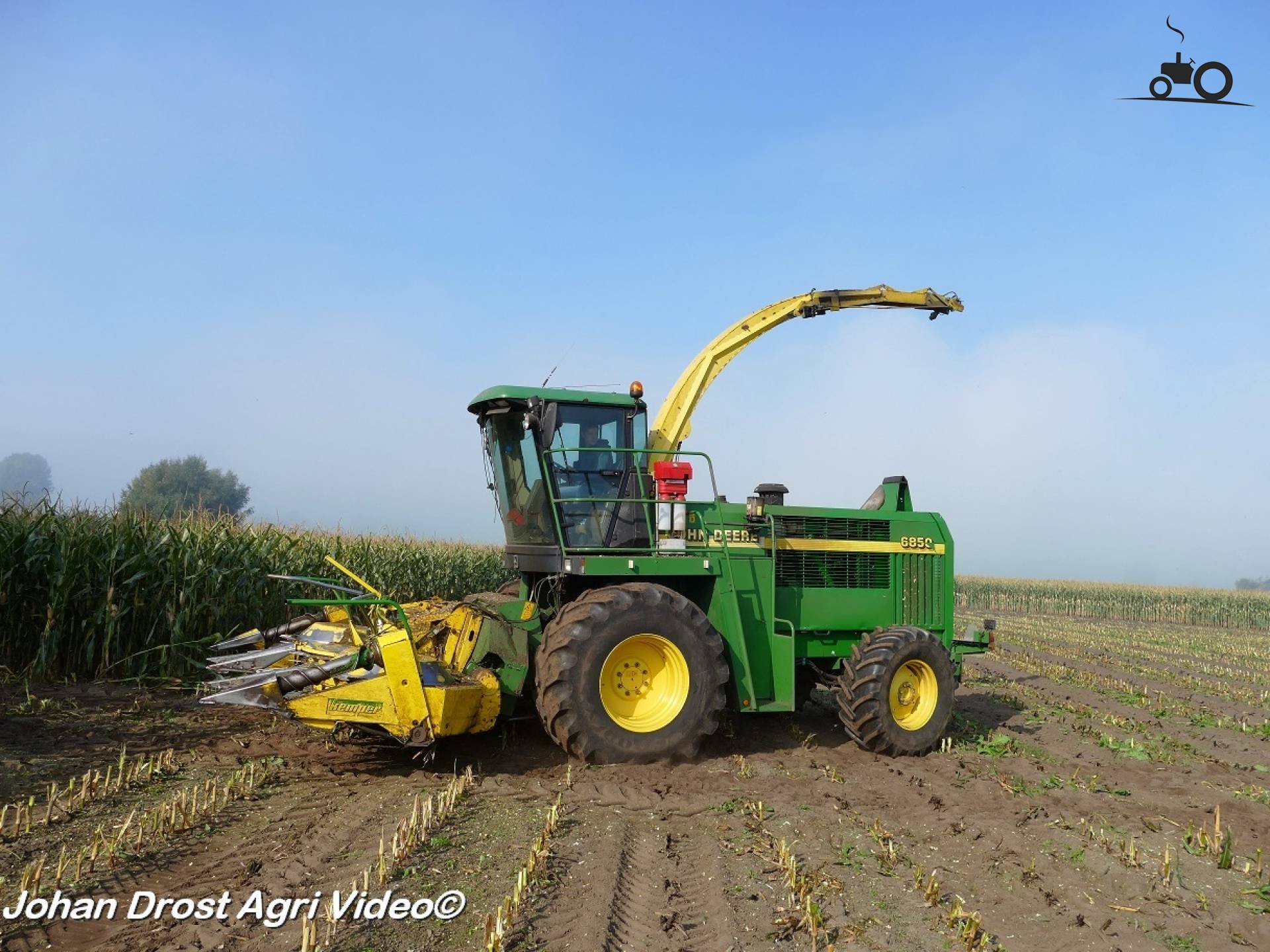 Maïshakselaars - John Deere 6850