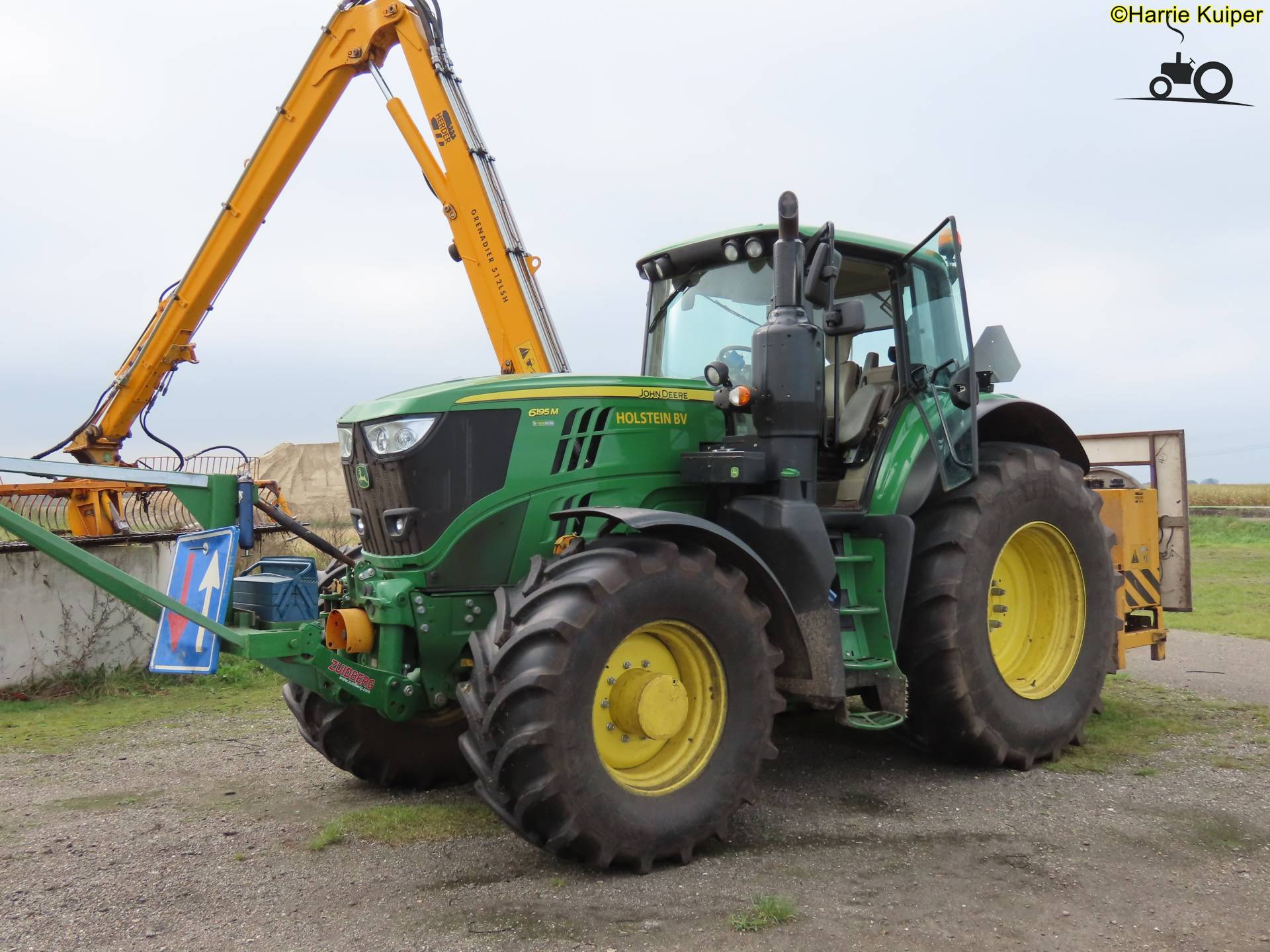 Foto John Deere 6195M #1445697