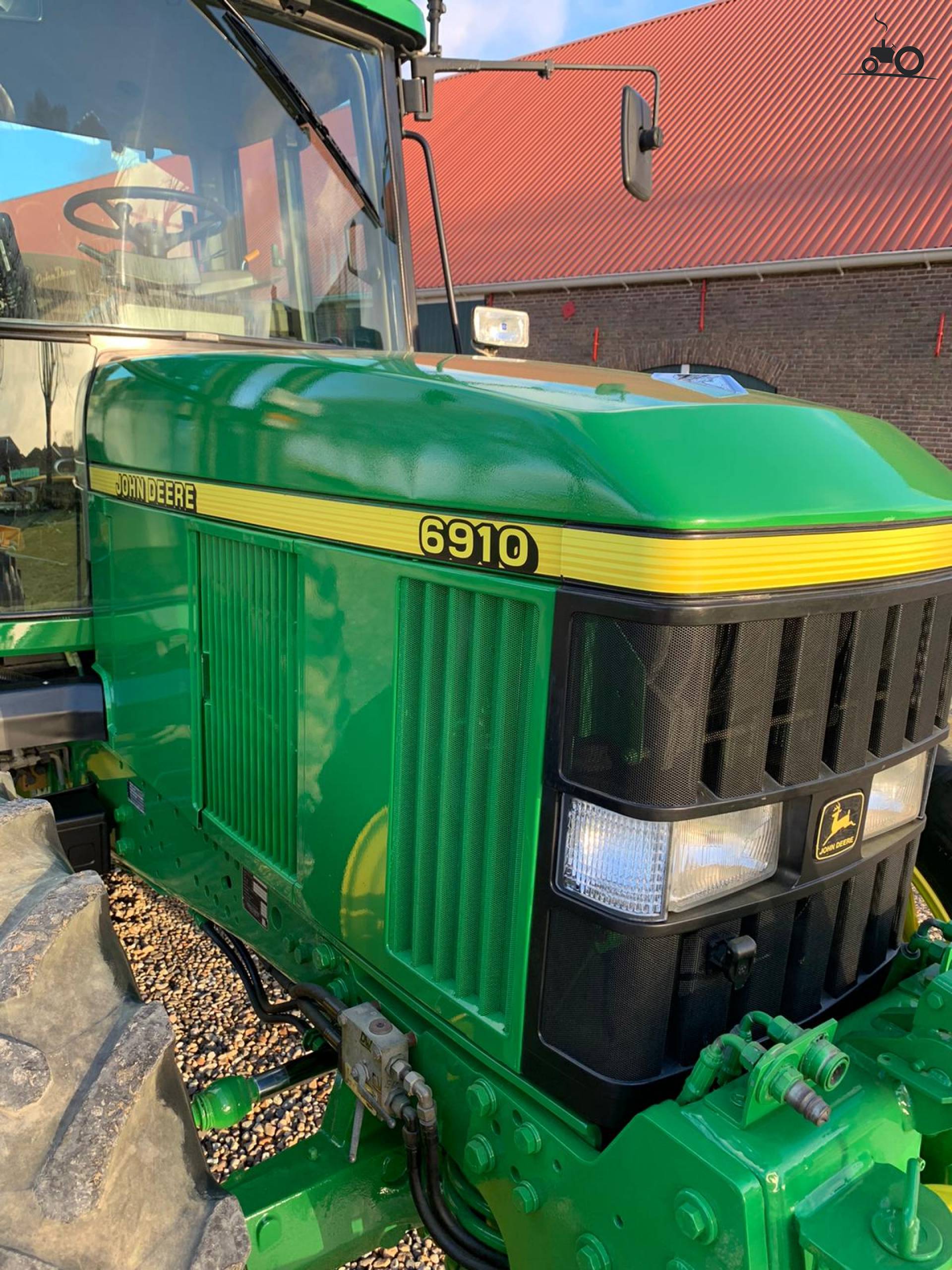 foto-john-deere-6910-1459048