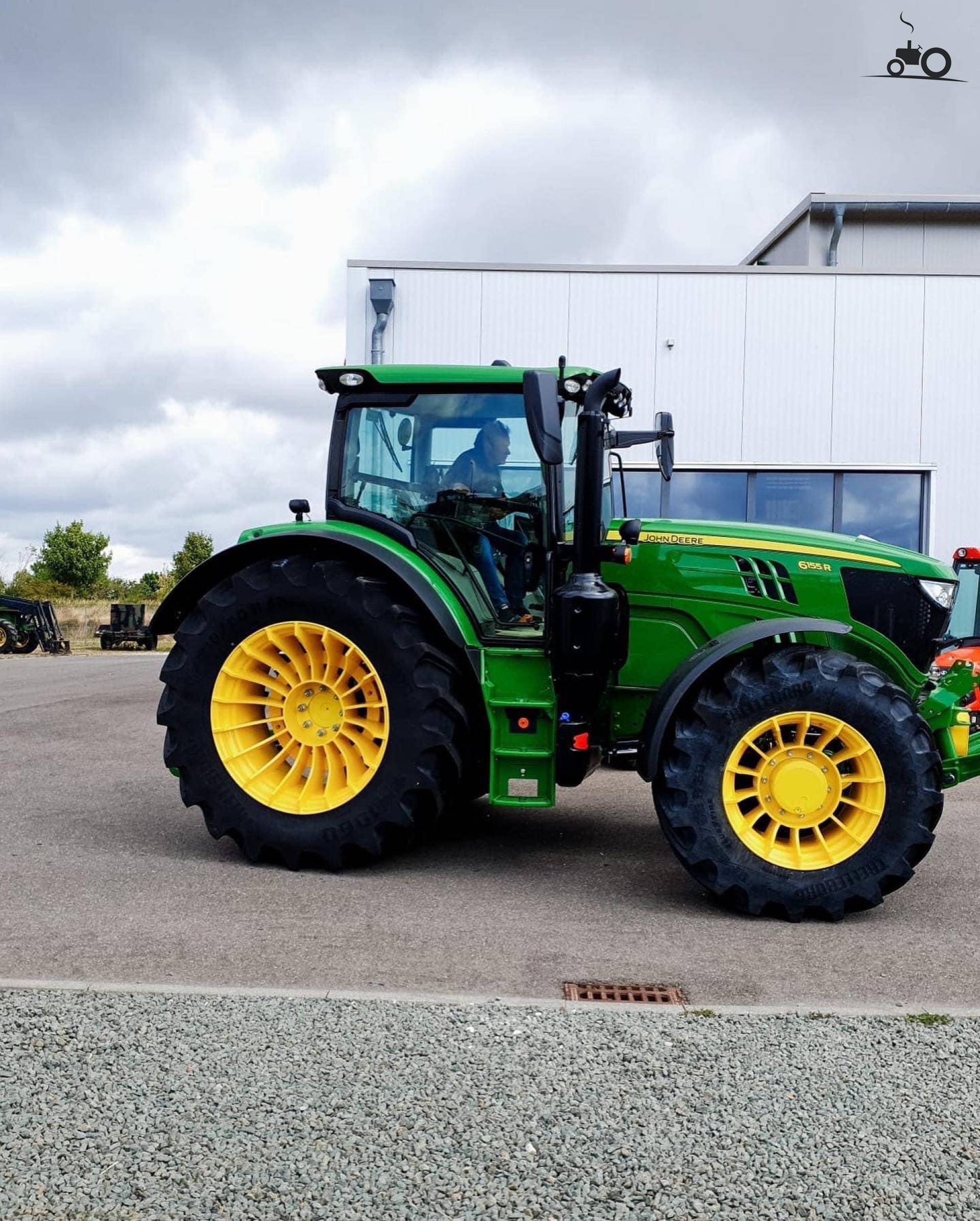 Foto John Deere R