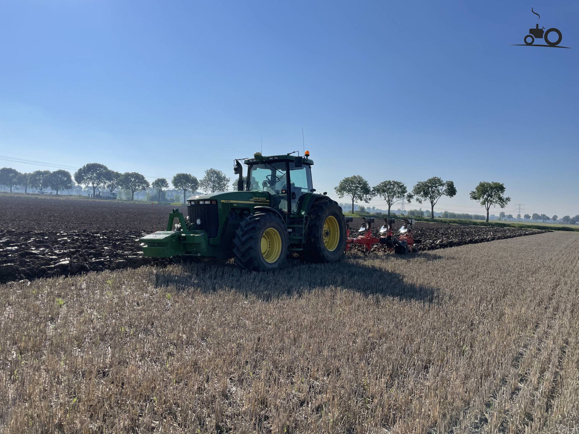 Foto John Deere 8210 #1492158