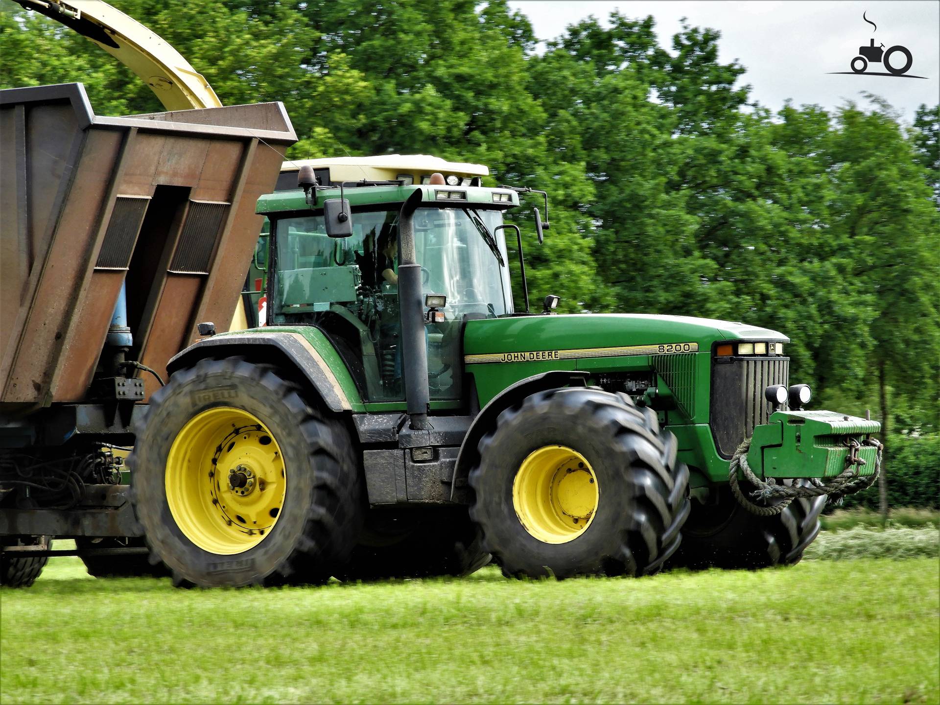 foto-john-deere-8200-van-bosmans-hilvarenbeek