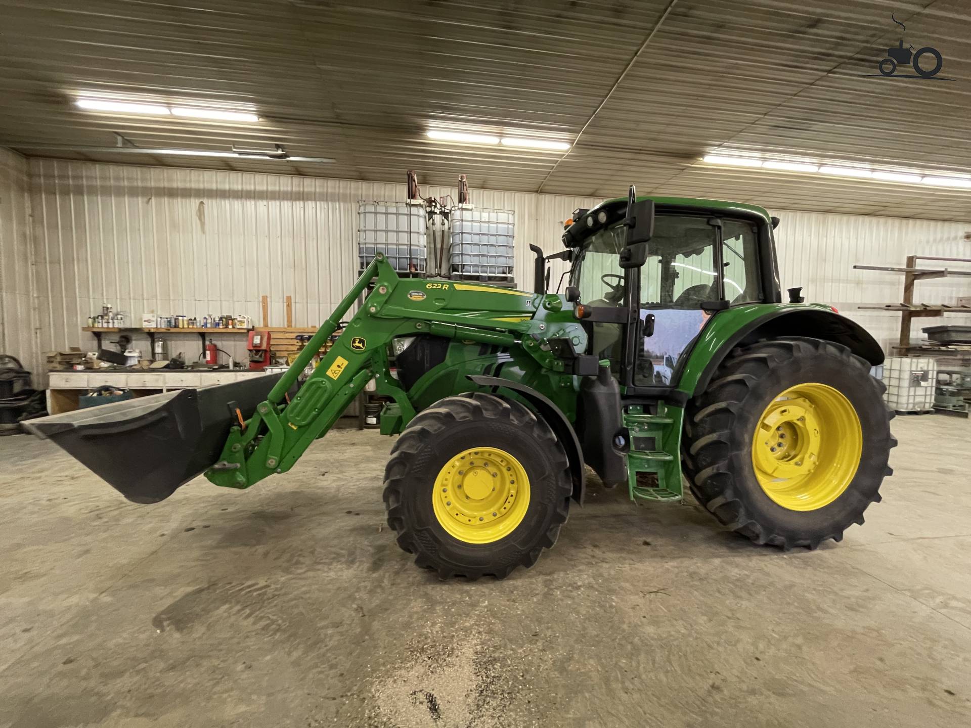 Foto John Deere 6120M #1502237