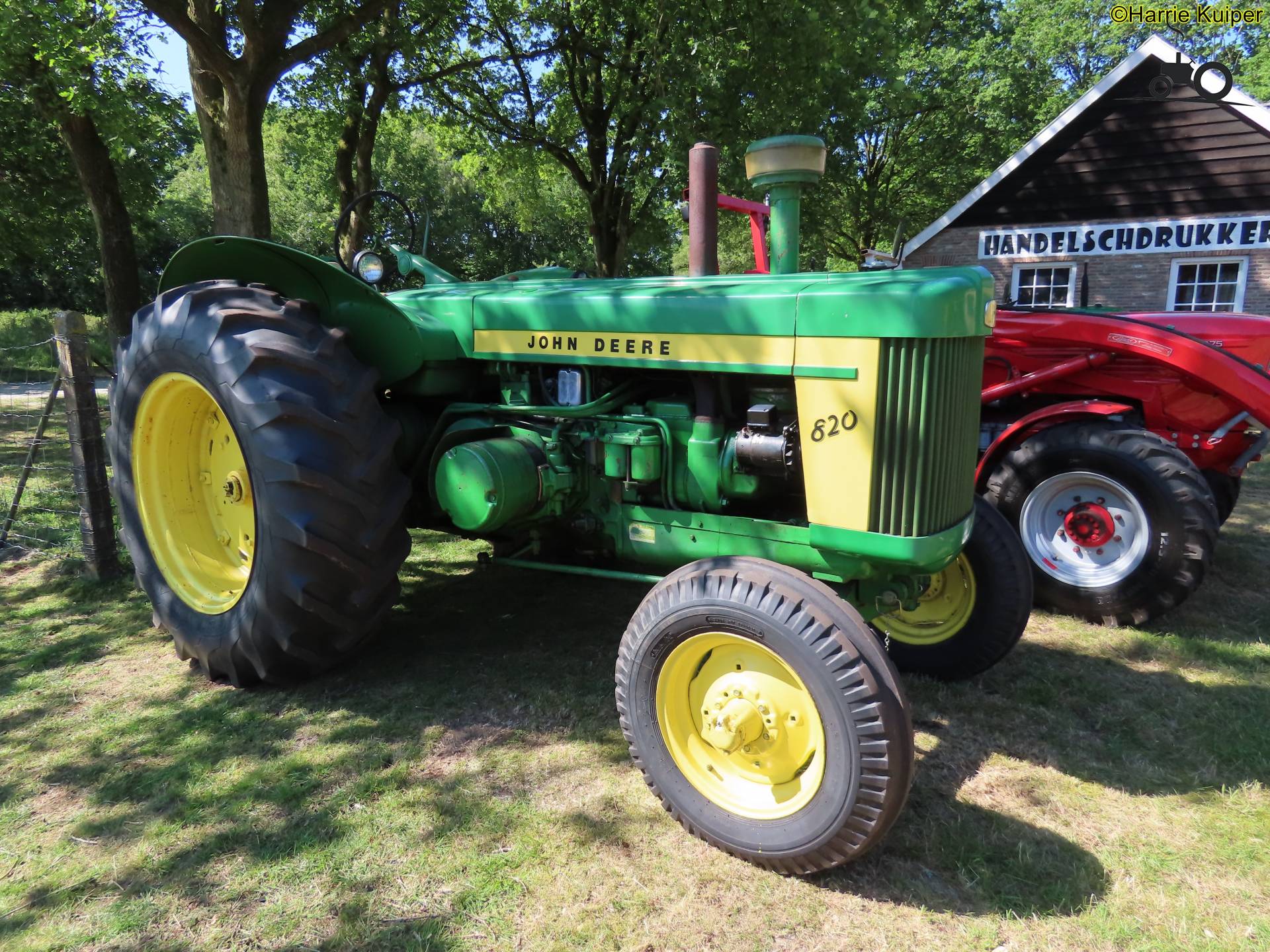 Best HD Pictures about  Real Pics John Deere 820 Tractor Amazing  - No AI Images