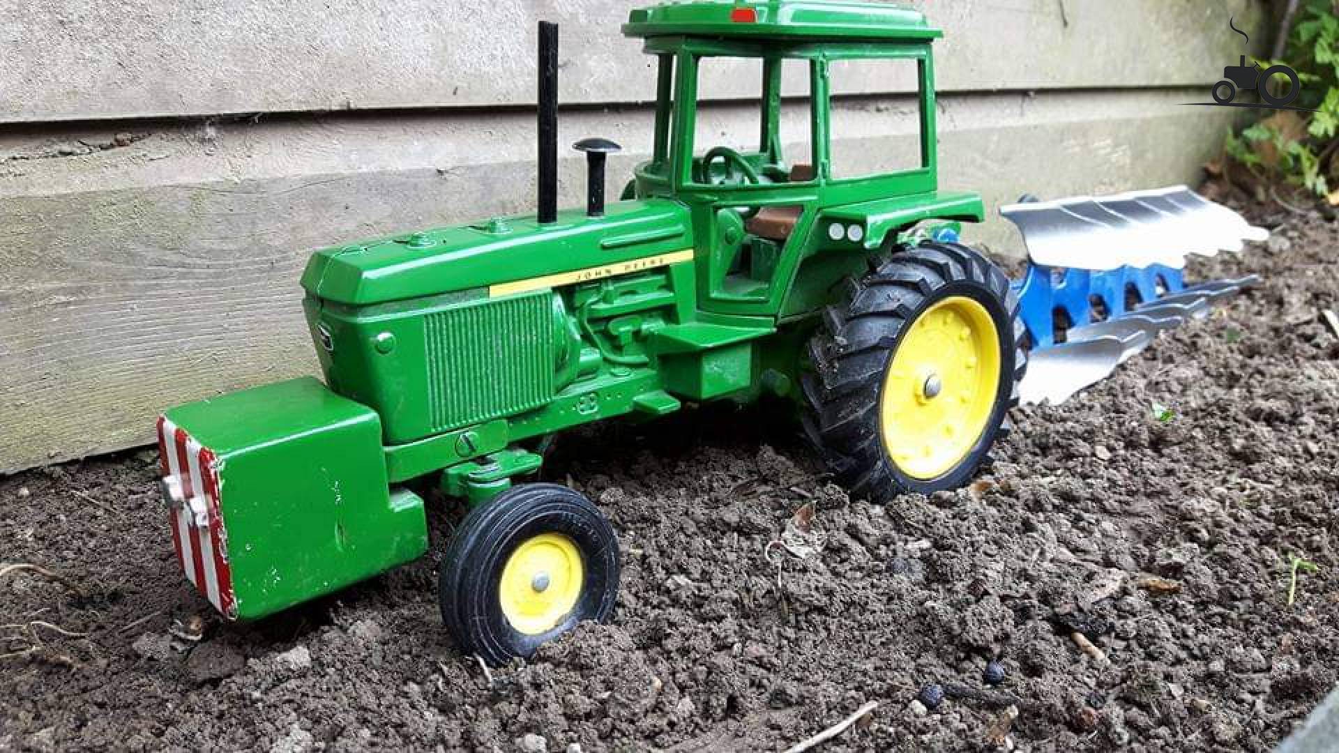John Deere Miniatuur - Latest Updates, Photos & Videos - Page 1