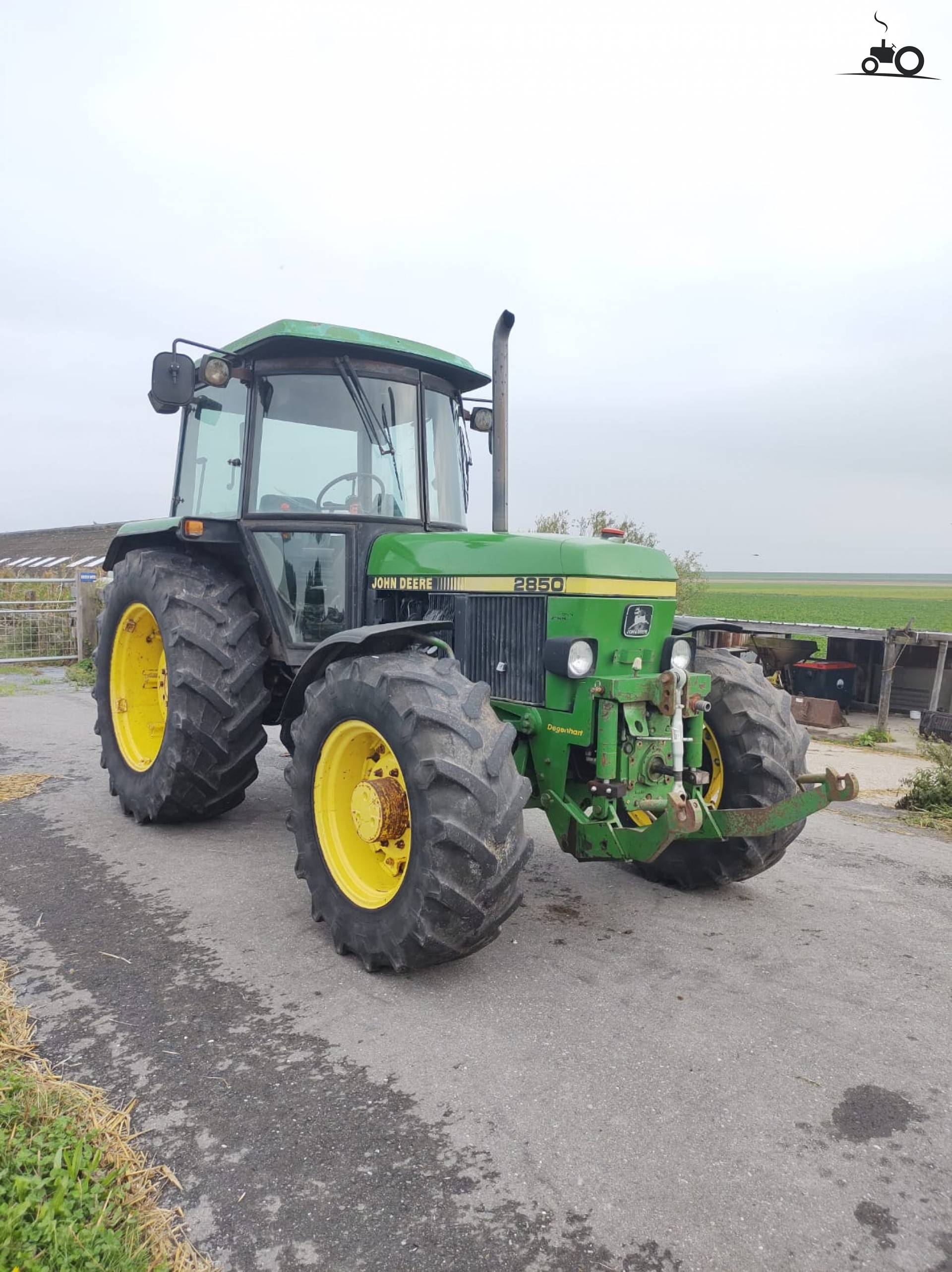 Foto John Deere 2850 #1555218