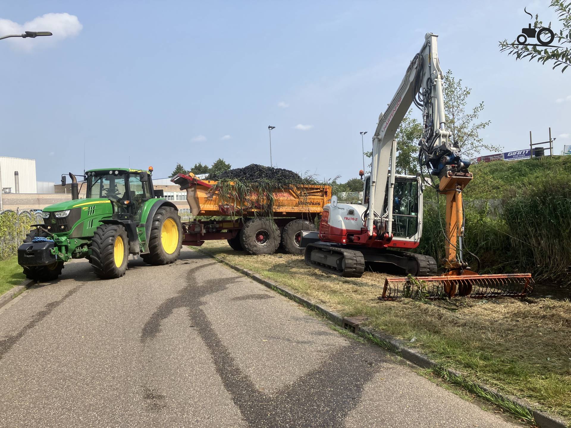 foto-john-deere-6150m-van-gebr-hartenhof-bv
