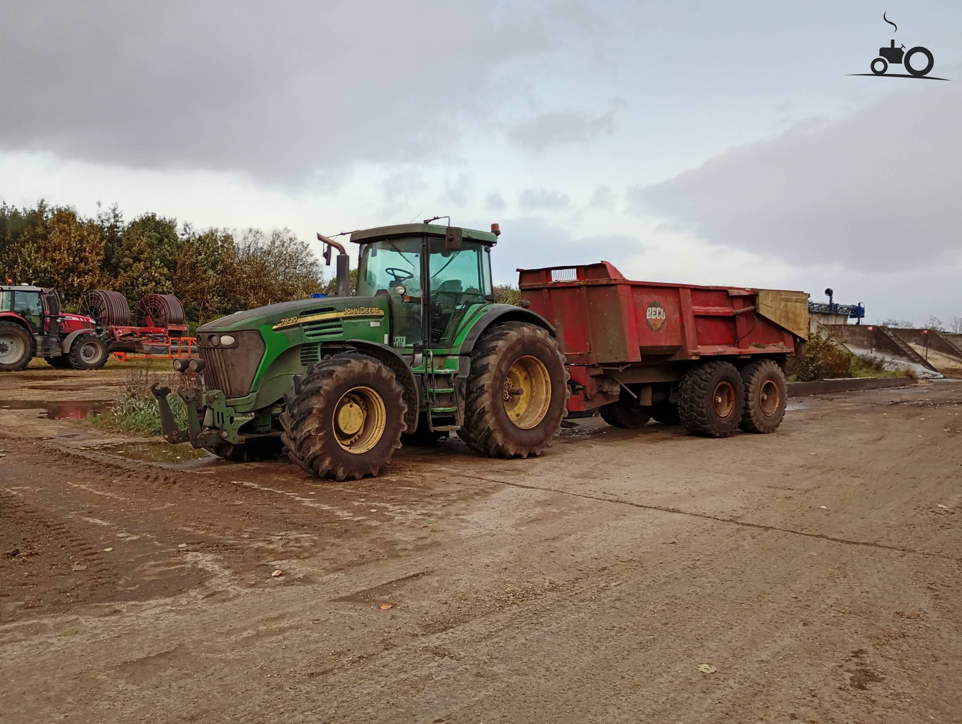 Club John Deere 7820 - Fiche technique, Photos, Avis & Forum