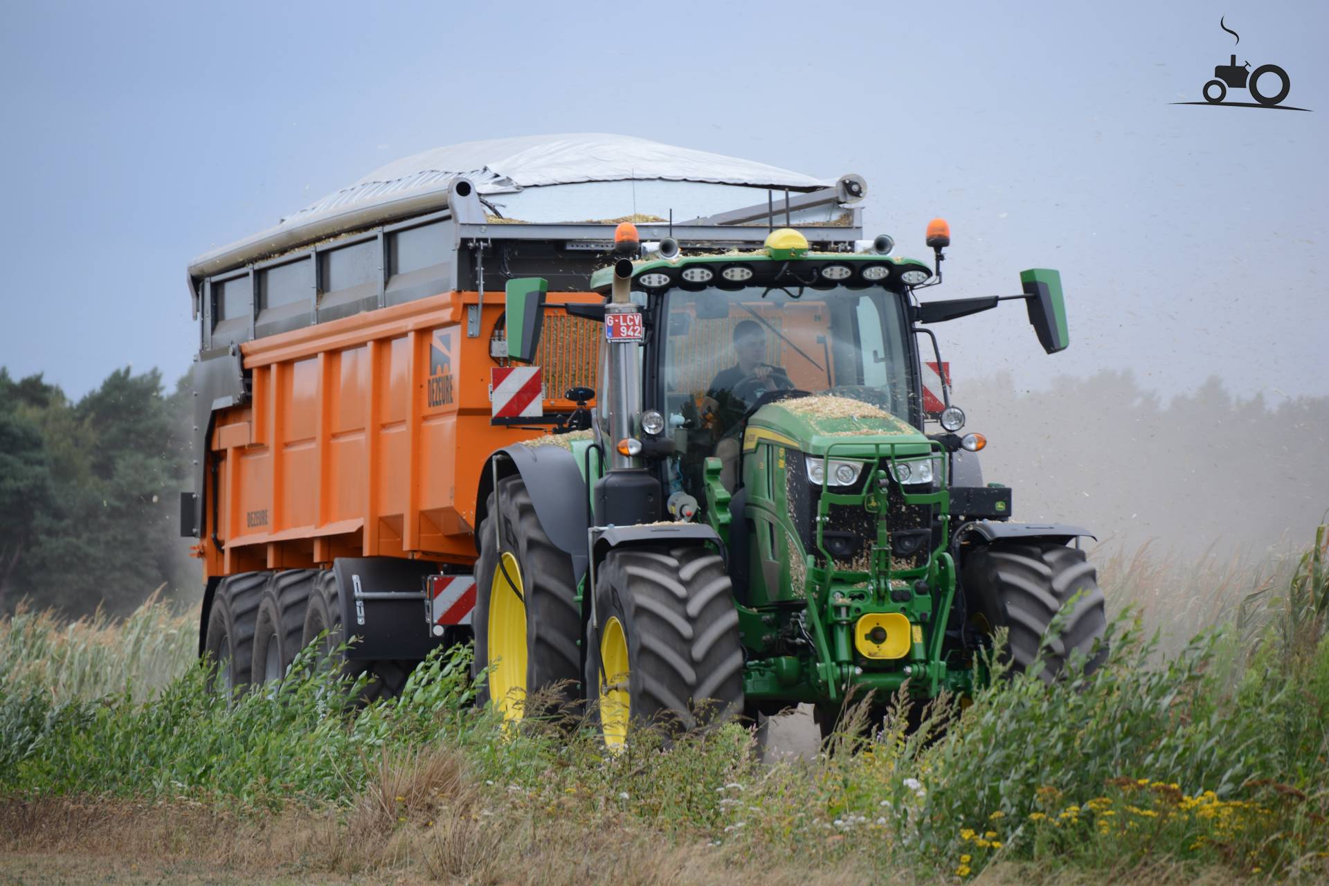Foto John Deere 6R 215 #1634470