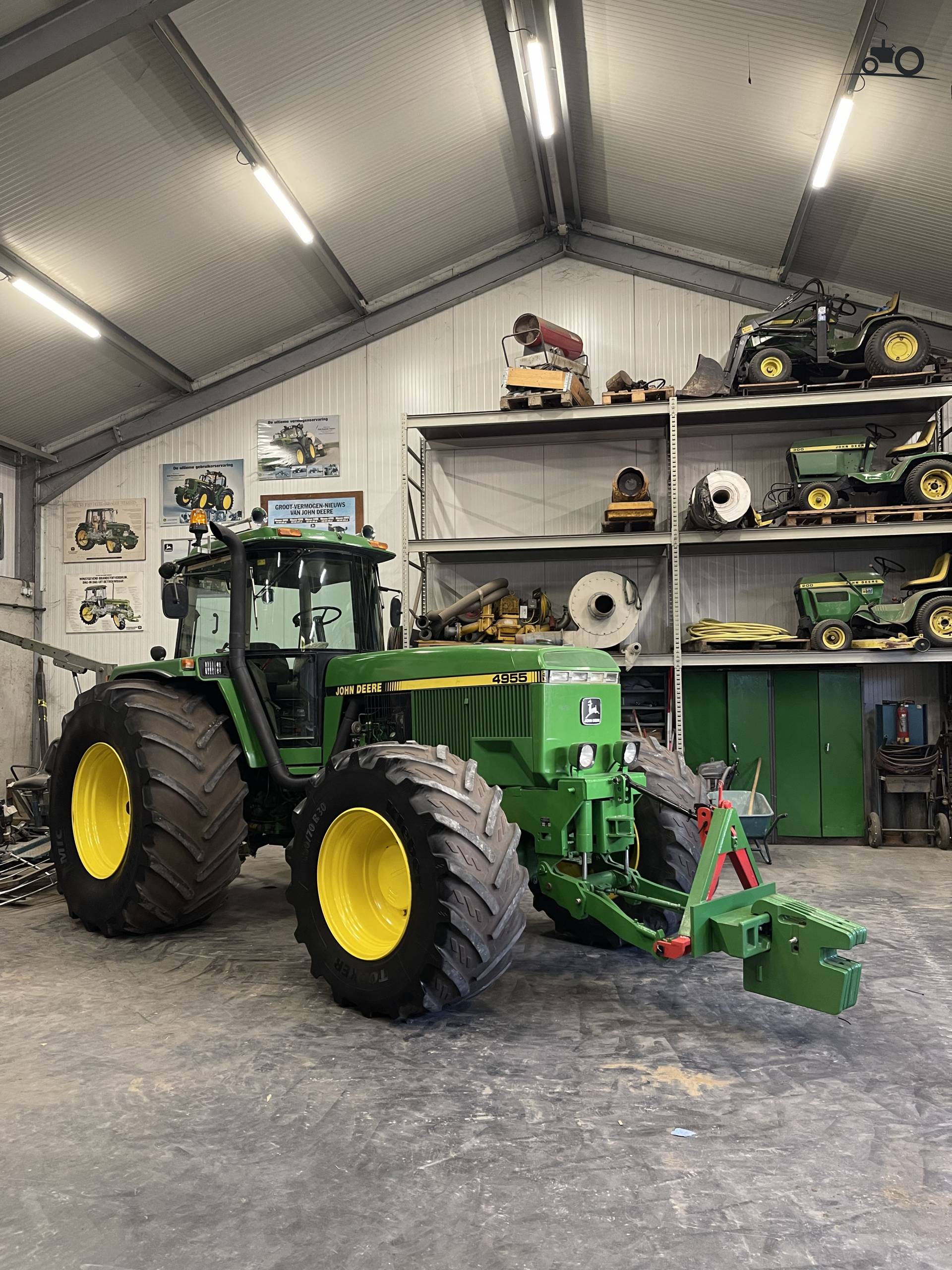 Trattore John Deere 4955 Britains Scala 1:32 - Specifiche UE Modello Da Collezione