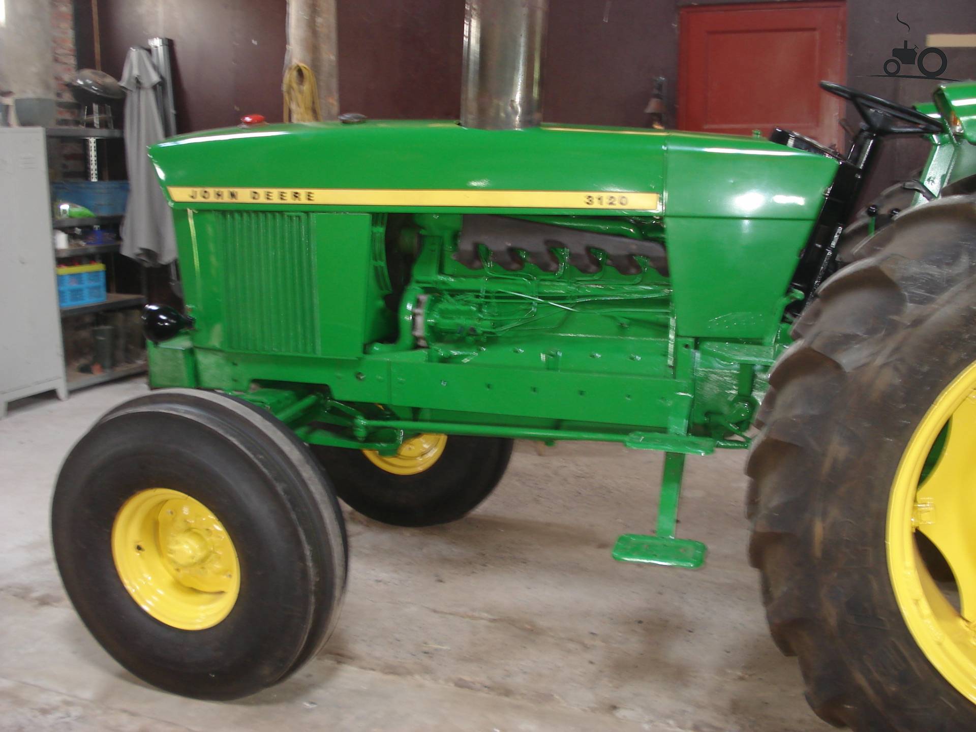John Deere 3120 - France - Tracteur image #398796