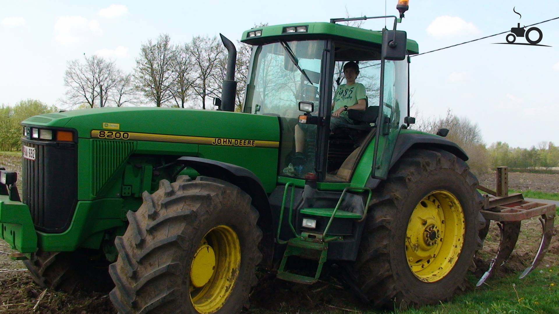 foto-john-deere-8200-475556