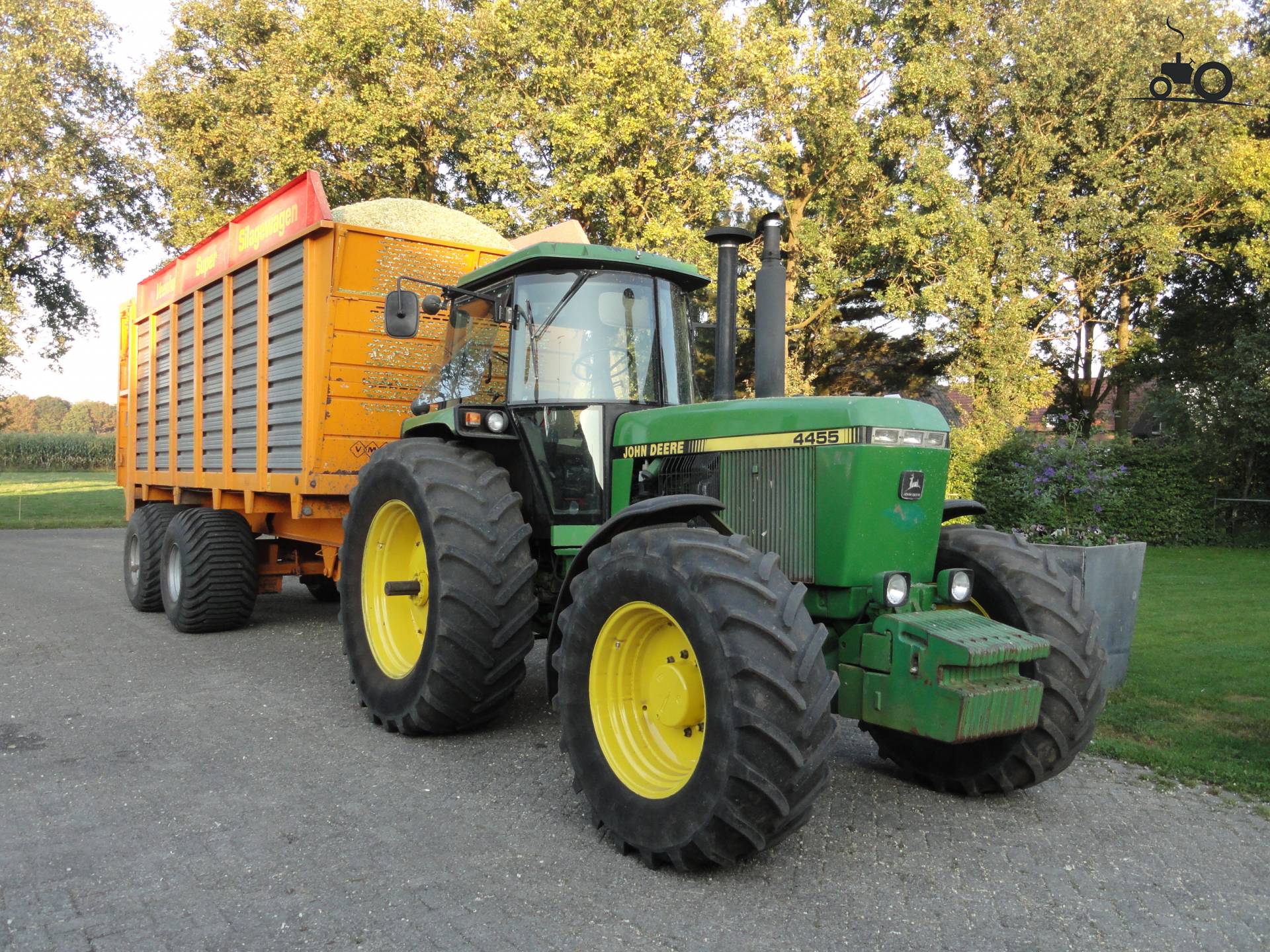 Foto John Deere 4455 #552829