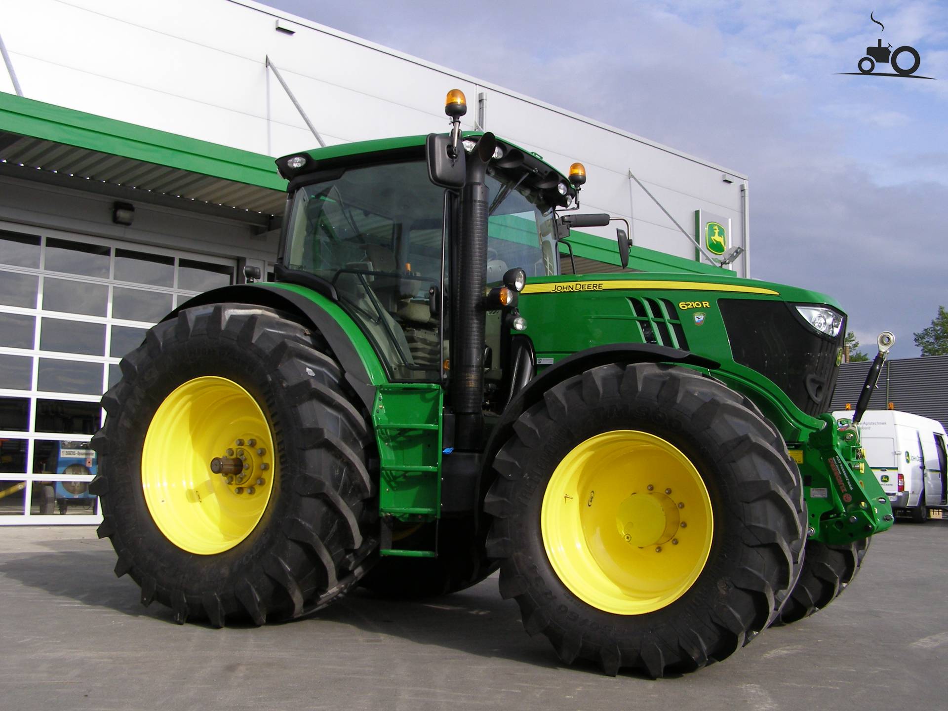 Foto John Deere 6210R #633424