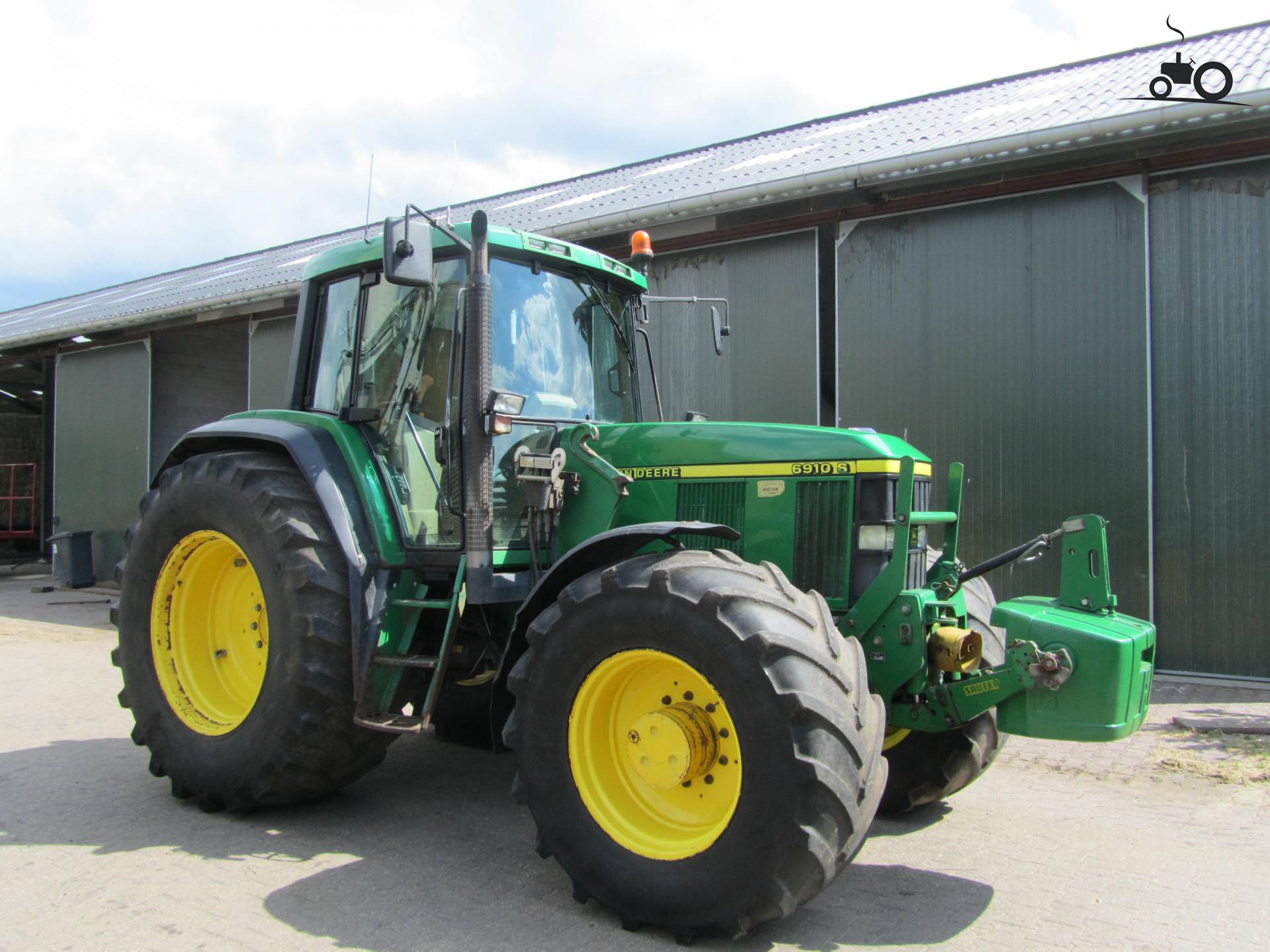 Foto John Deere 6910 S Van Riphagen 3857