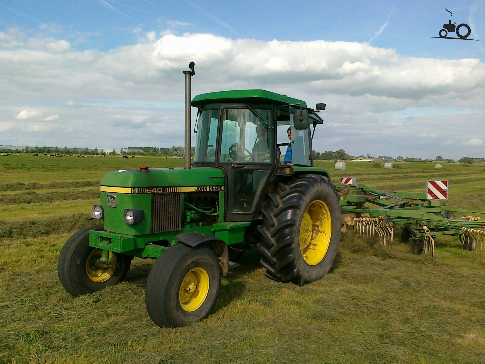 Foto John Deere 1640 van Loonbedrijf Snel