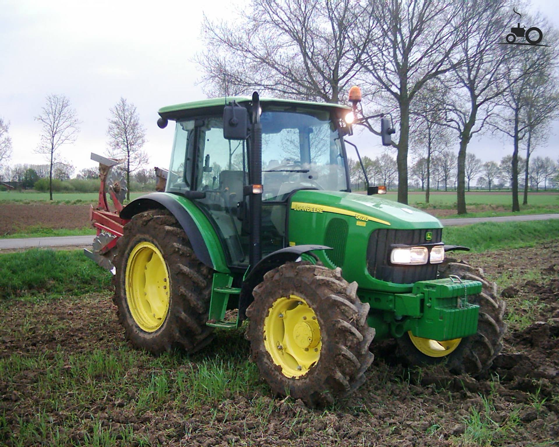 Foto John Deere 5620 6984