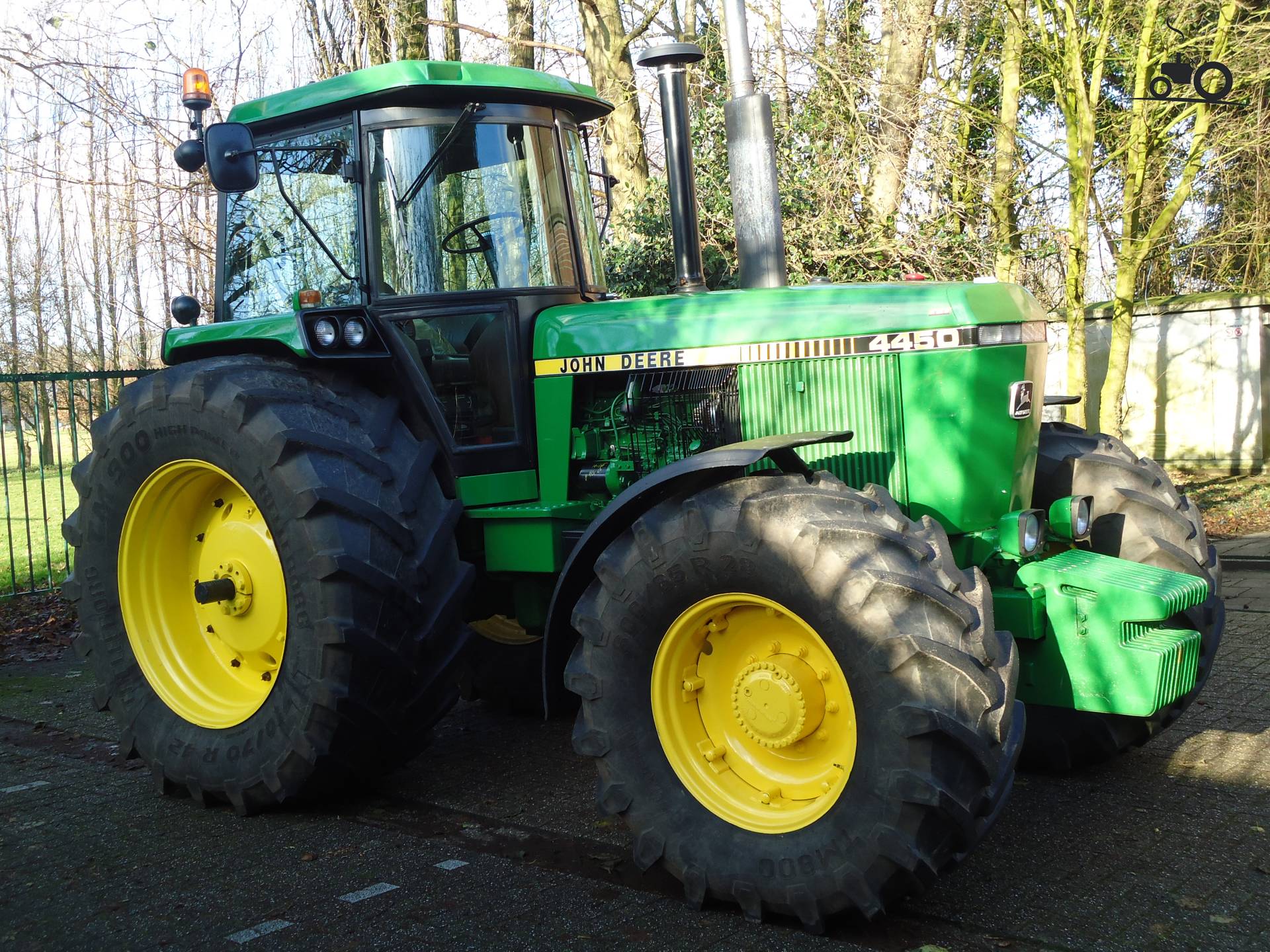 Foto John Deere 4450 716203 6270