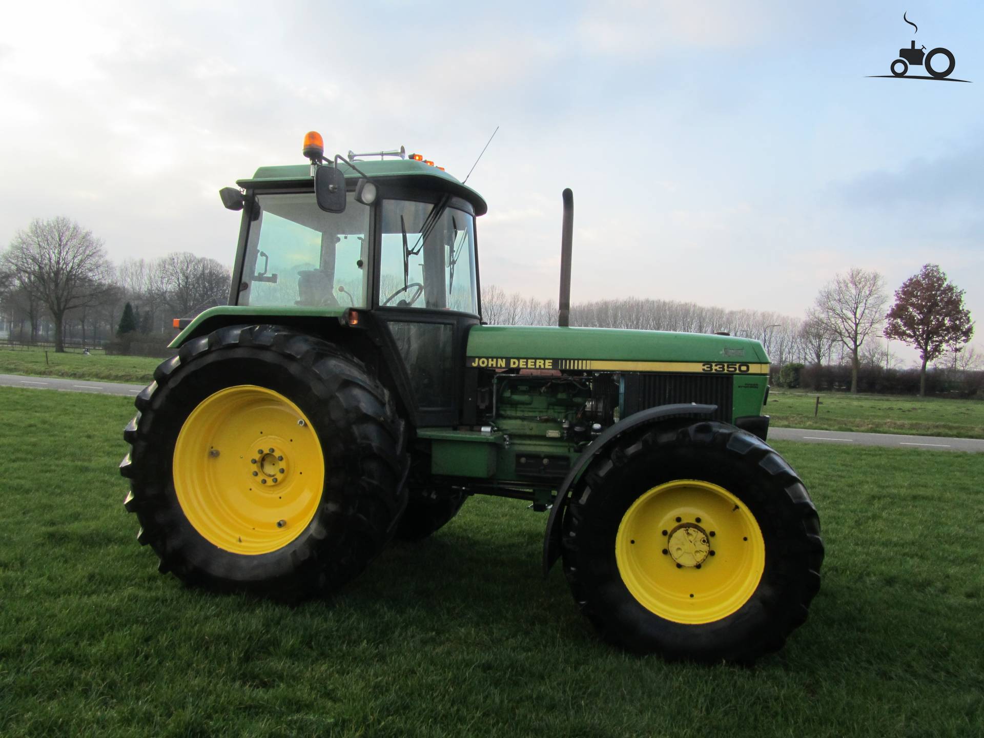 foto-john-deere-3350-van-riphagen