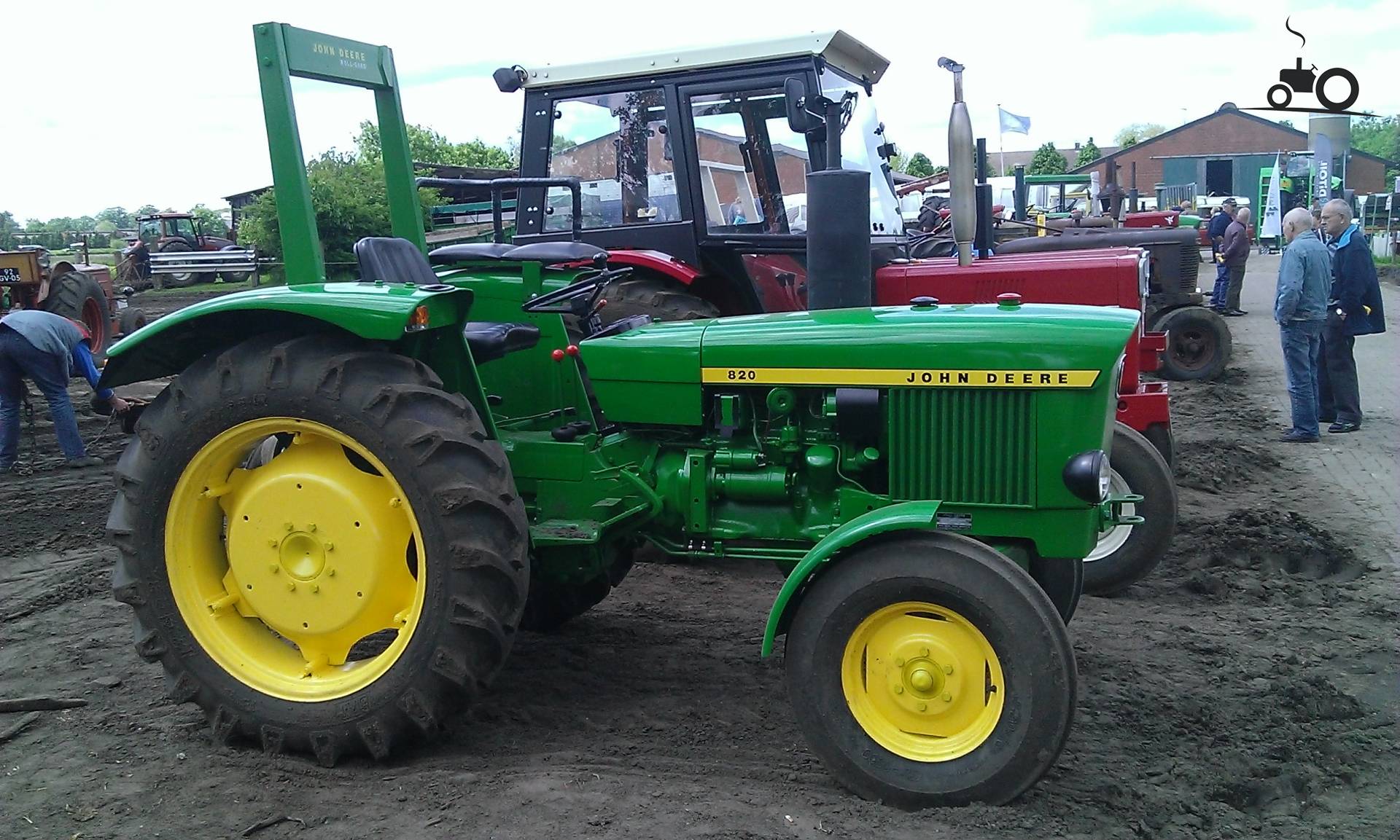 Foto John Deere 820 766847 8333