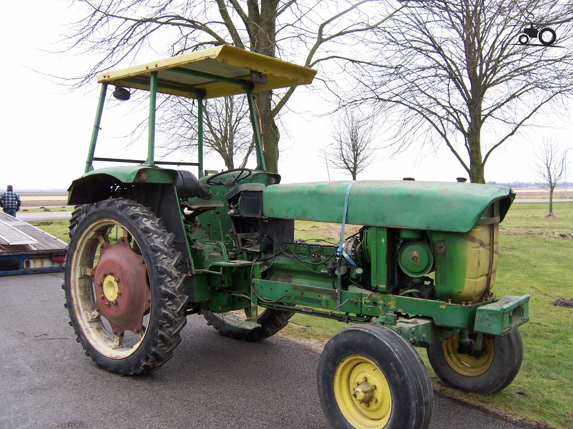 Foto John Deere 3120 #767855