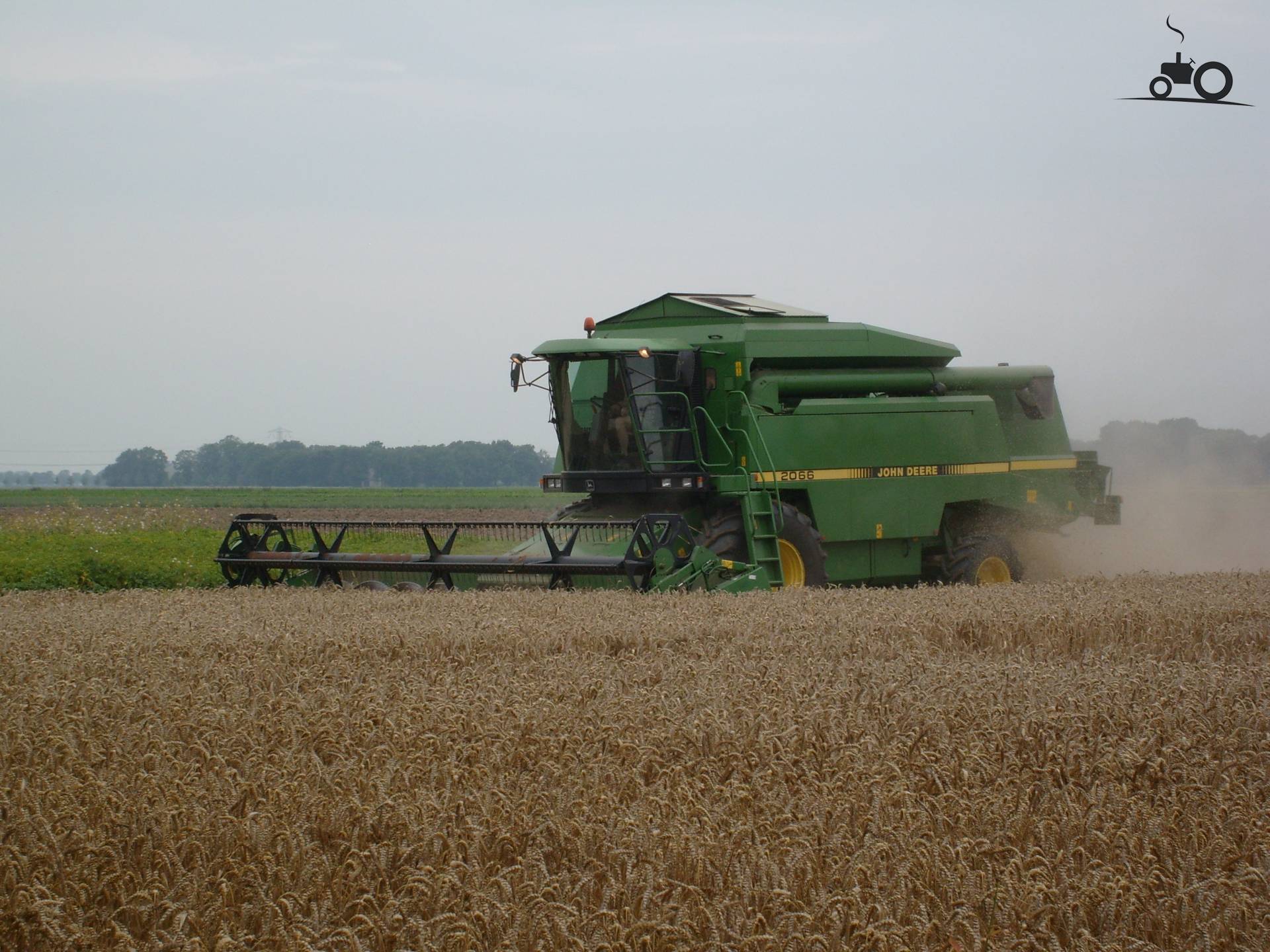 John Deere 2066 Fanclub - Specificaties, Foto's, Reviews & Forum