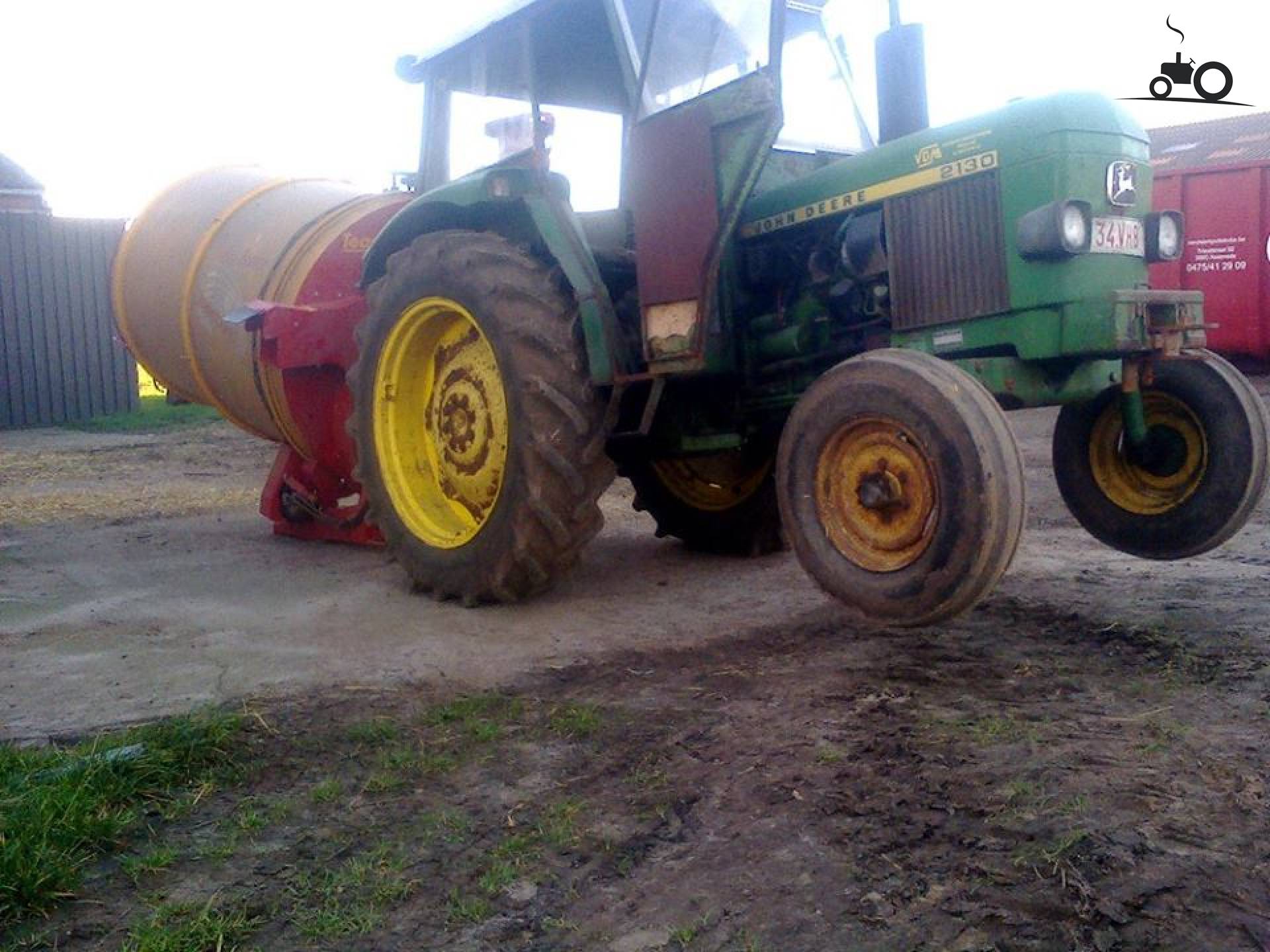 Foto John Deere 2130 #816495
