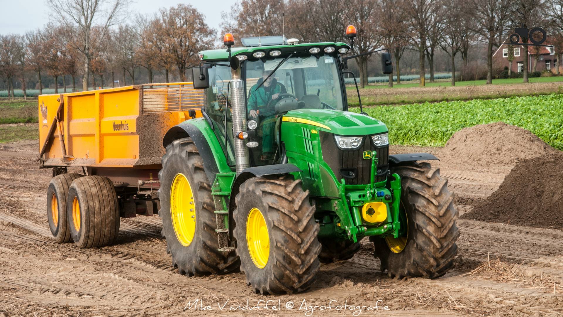 Foto John Deere R