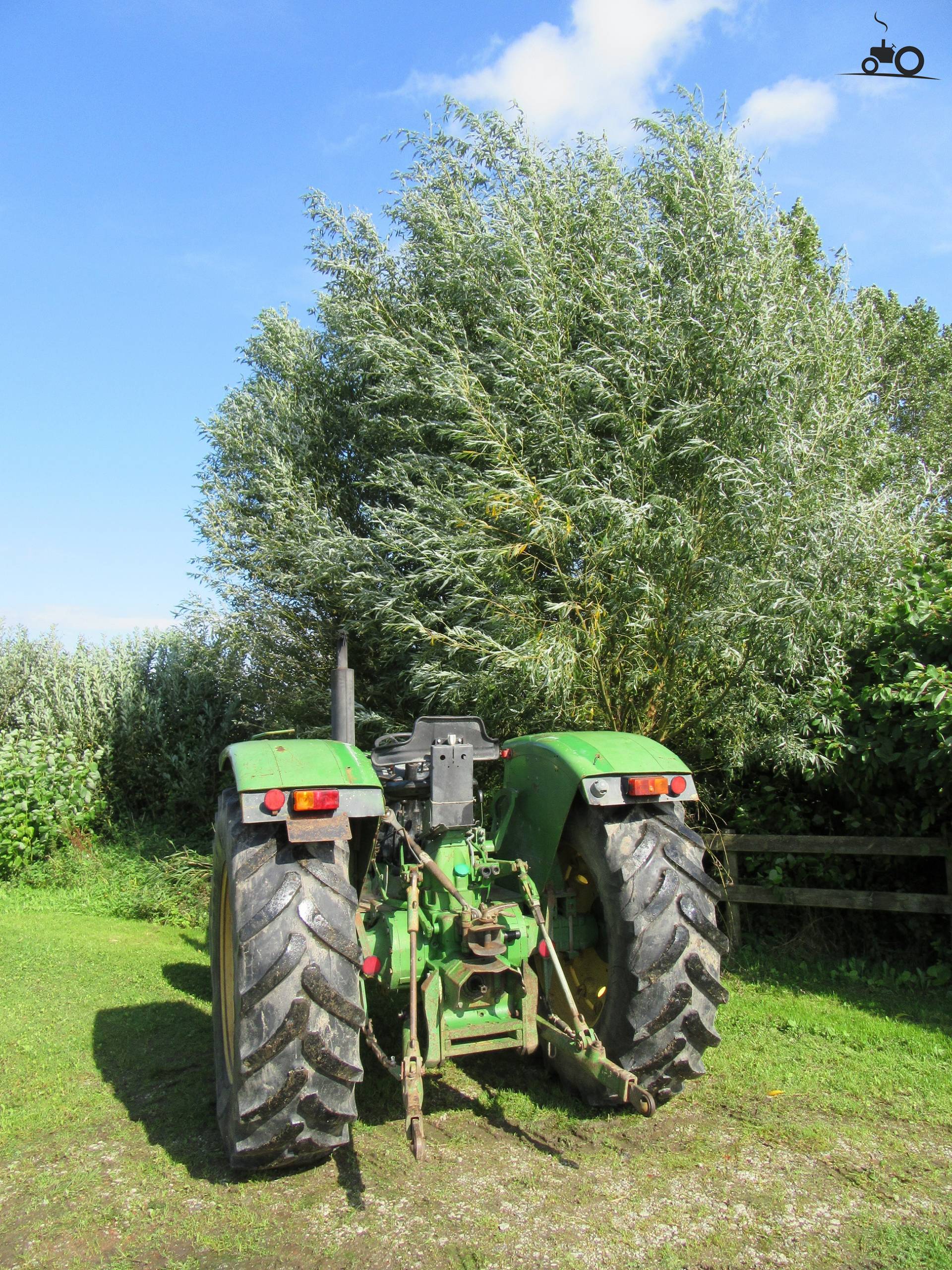 Foto John Deere 3120 #934571
