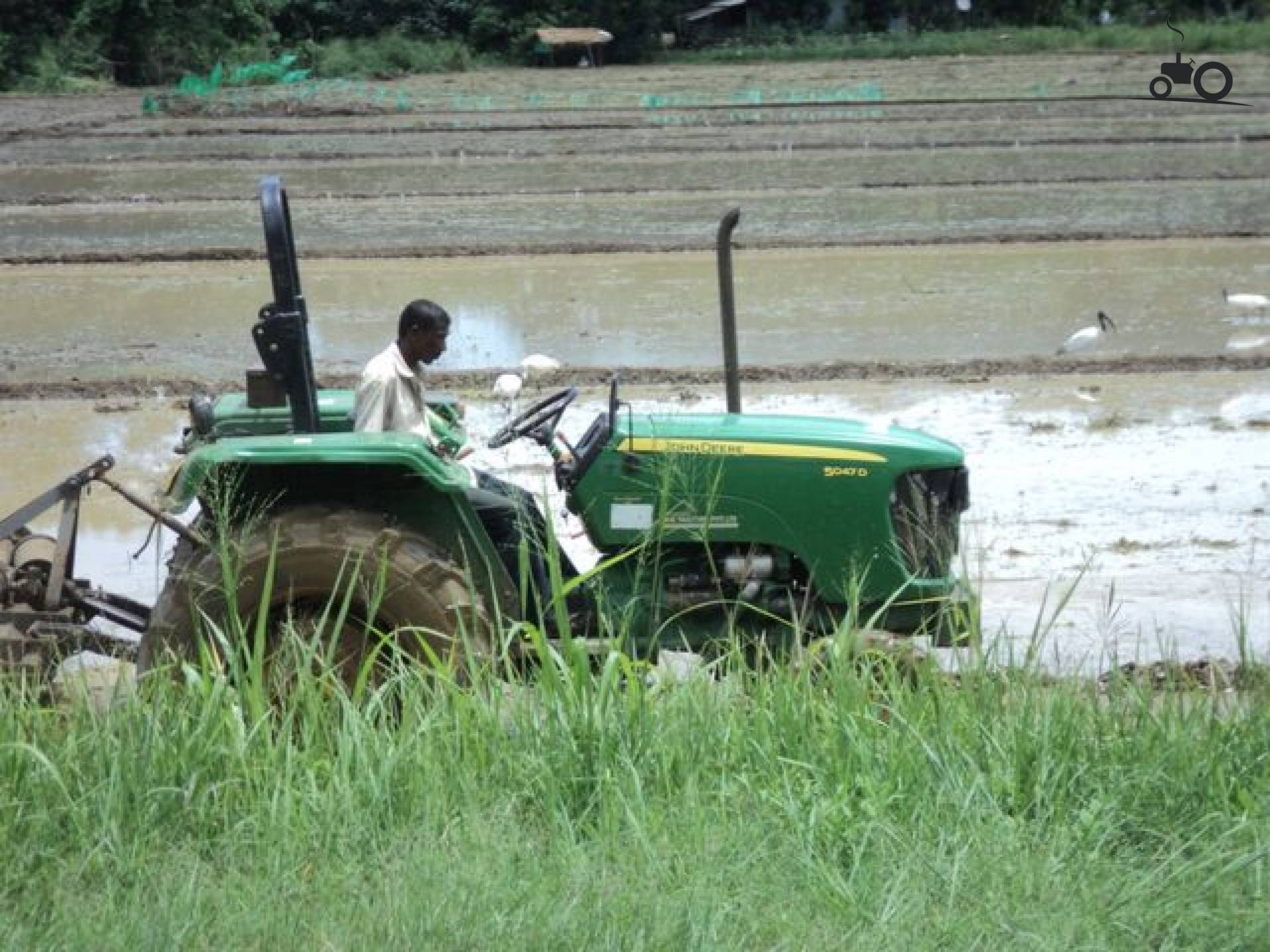 John Deere 5047D Fan Club - Specs, Photos, Reviews & Forum